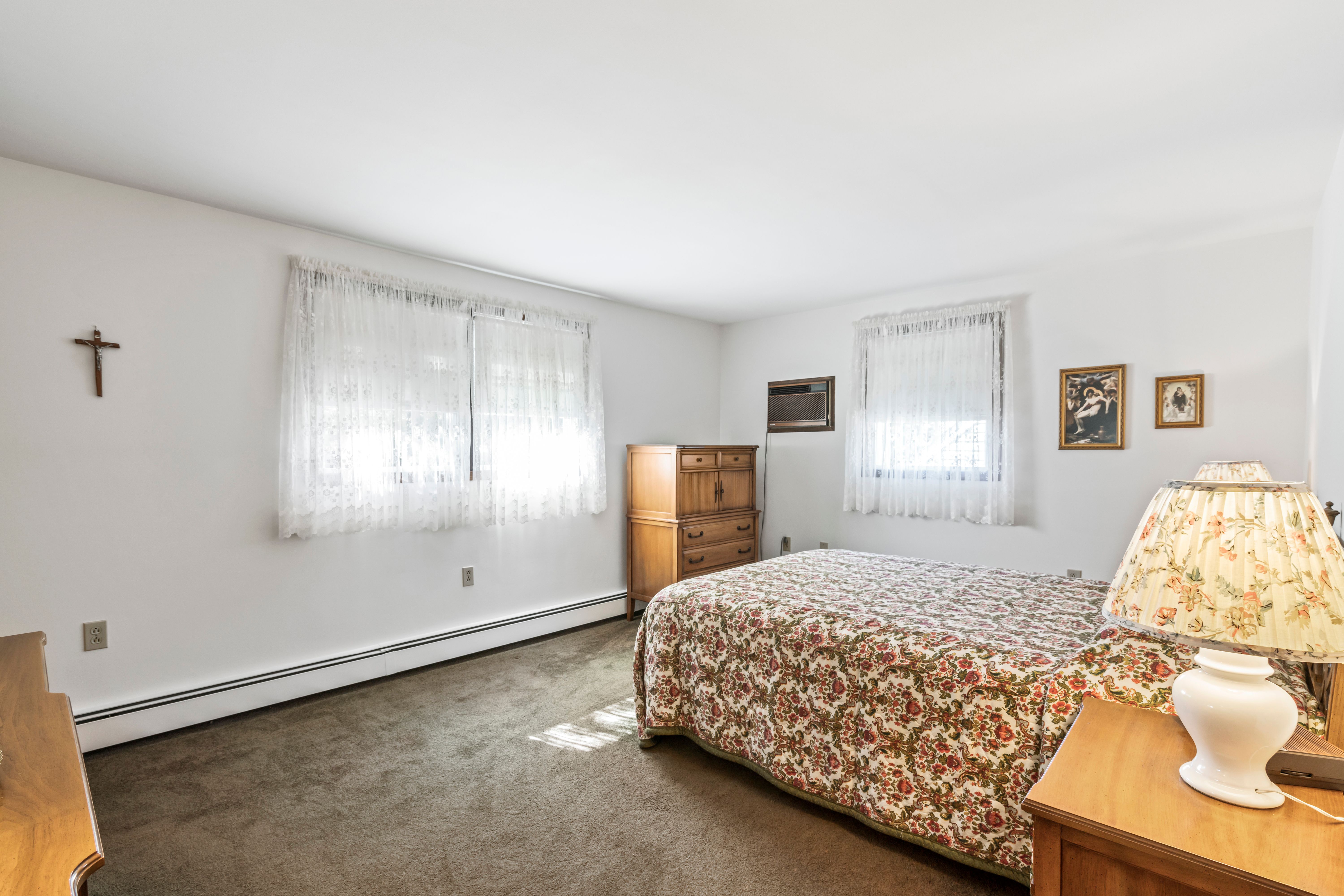 105 Hickory Lane