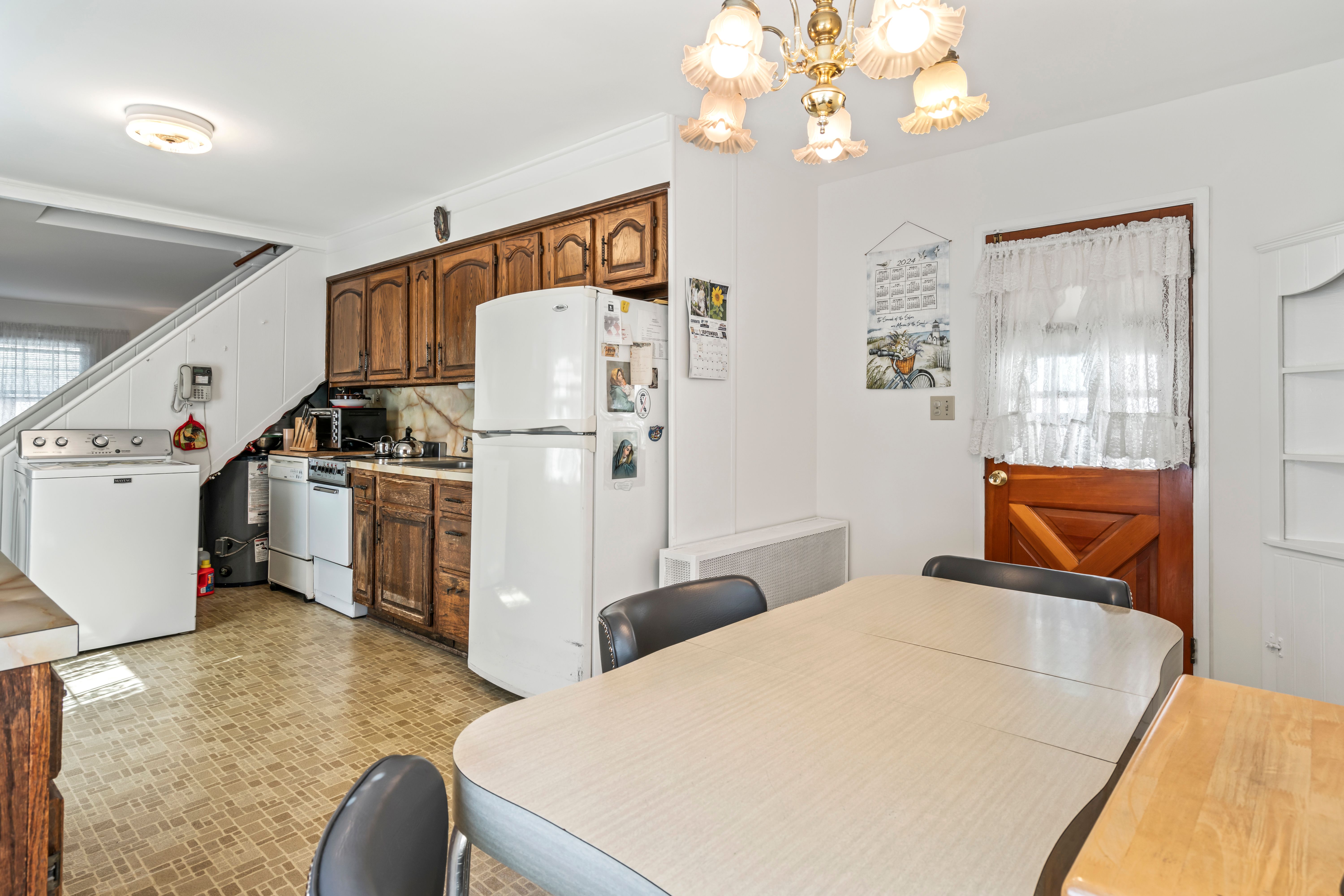 105 Hickory Lane