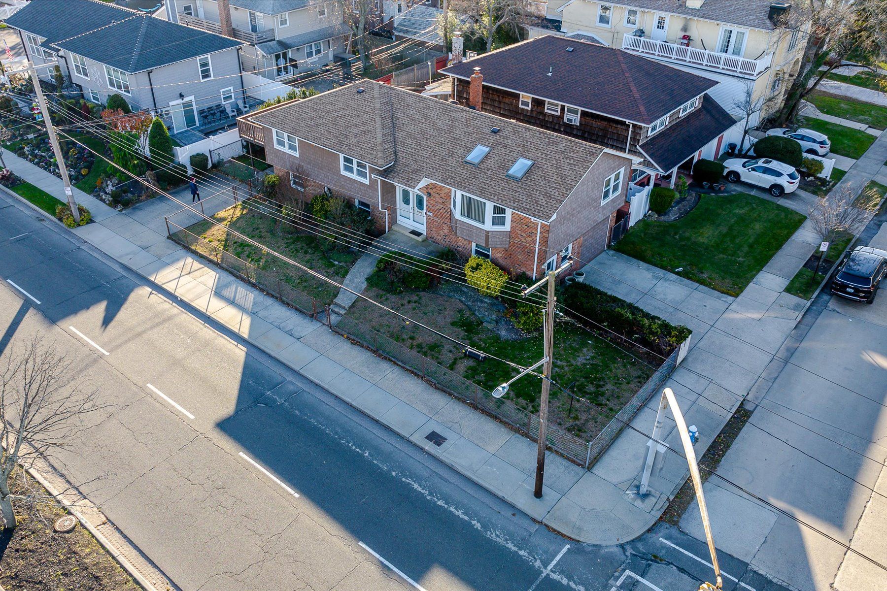 225 Long Beach Boulevard 