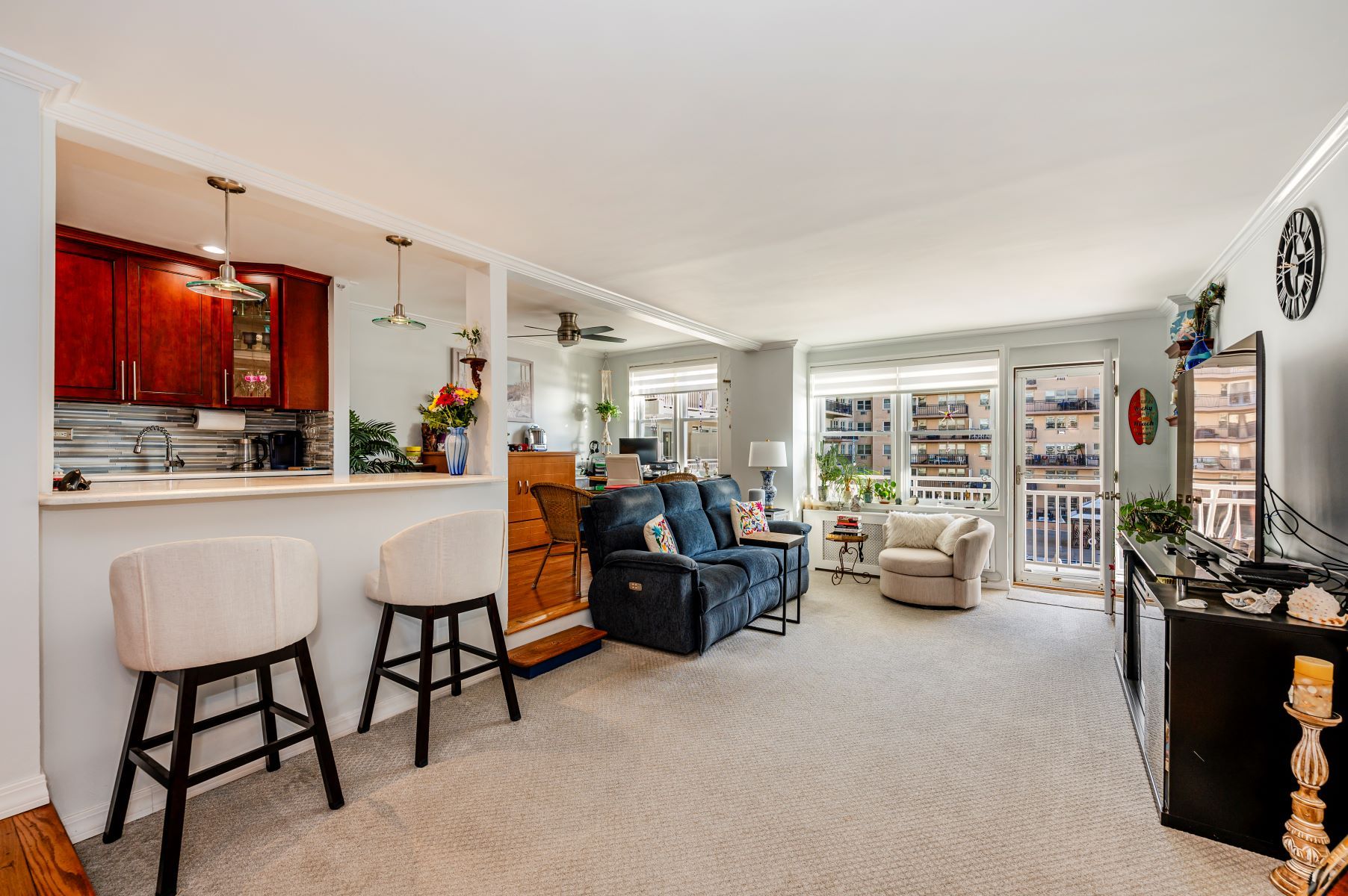 522 Shore , 3B 