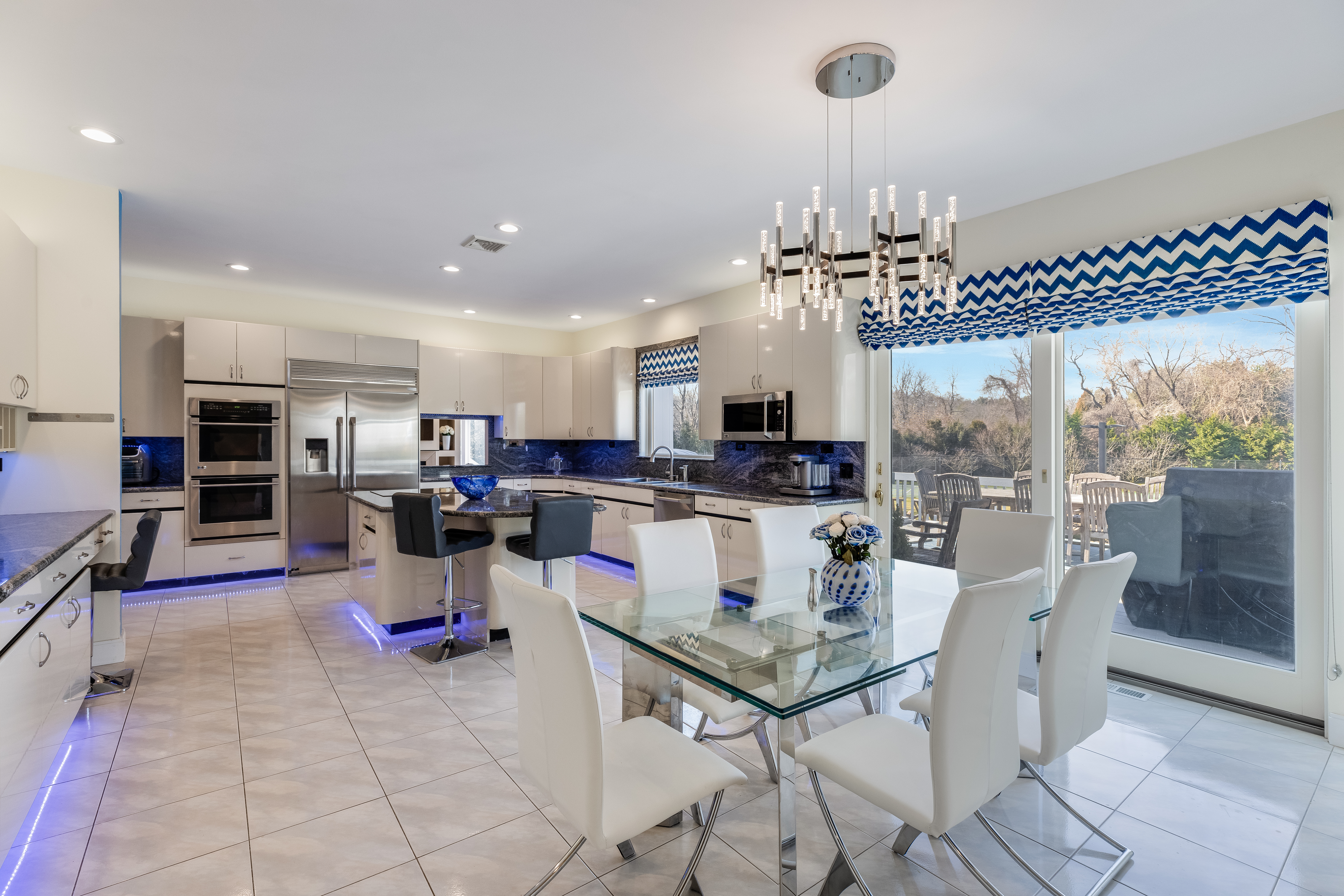 1570 Old Cedar Swamp Road 