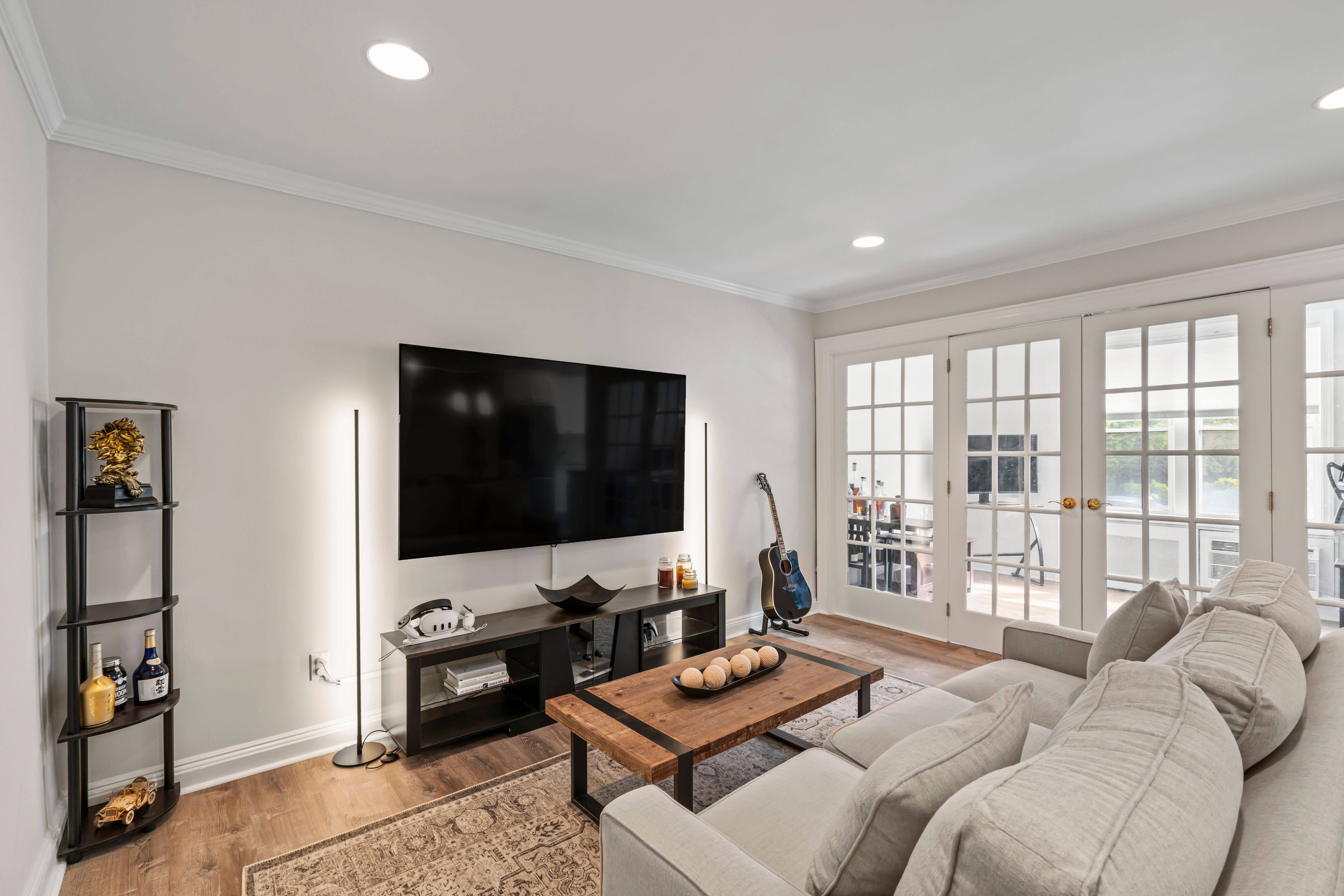 36 Barstow Road Unit# 1M