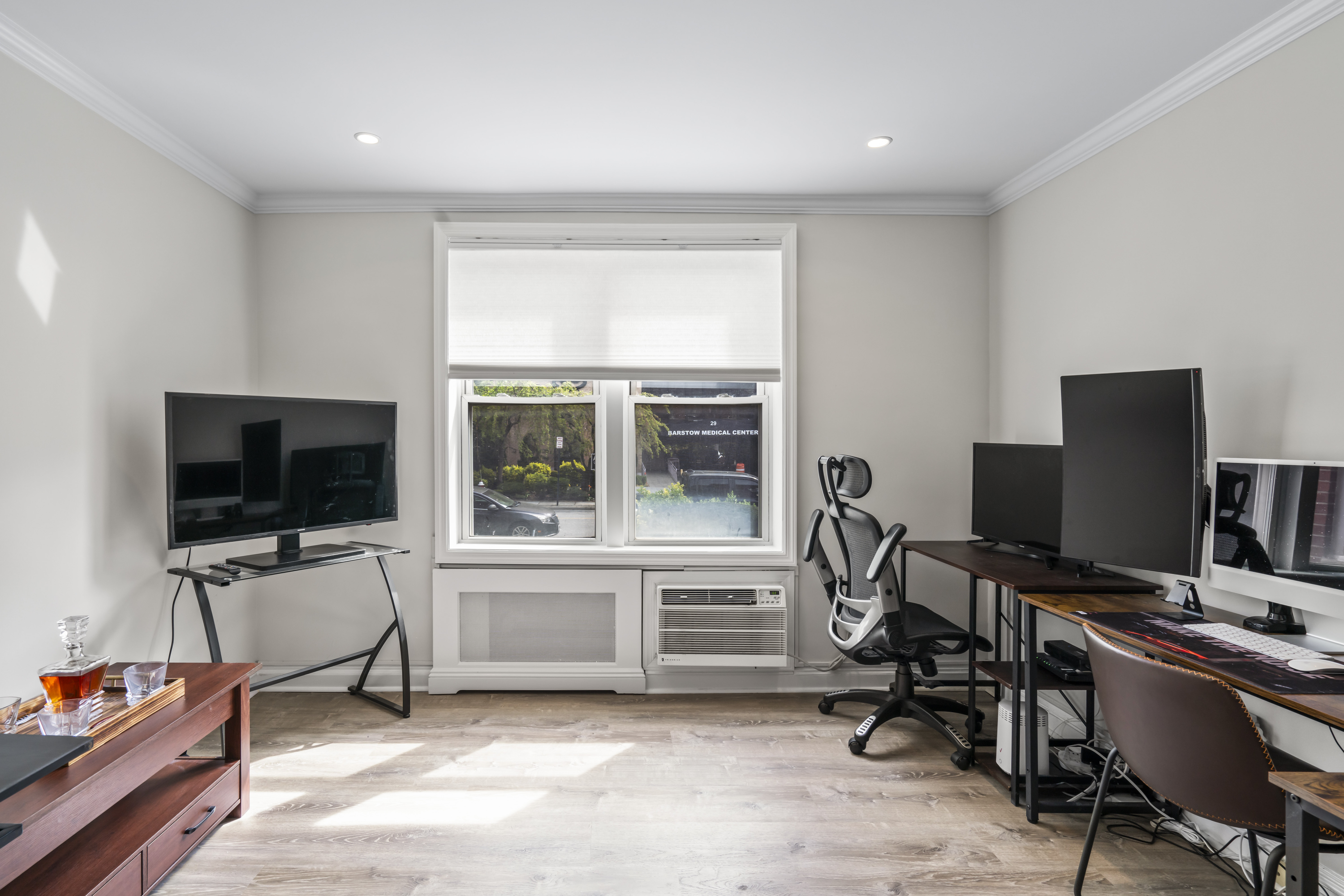 36 Barstow Road Unit# 1M