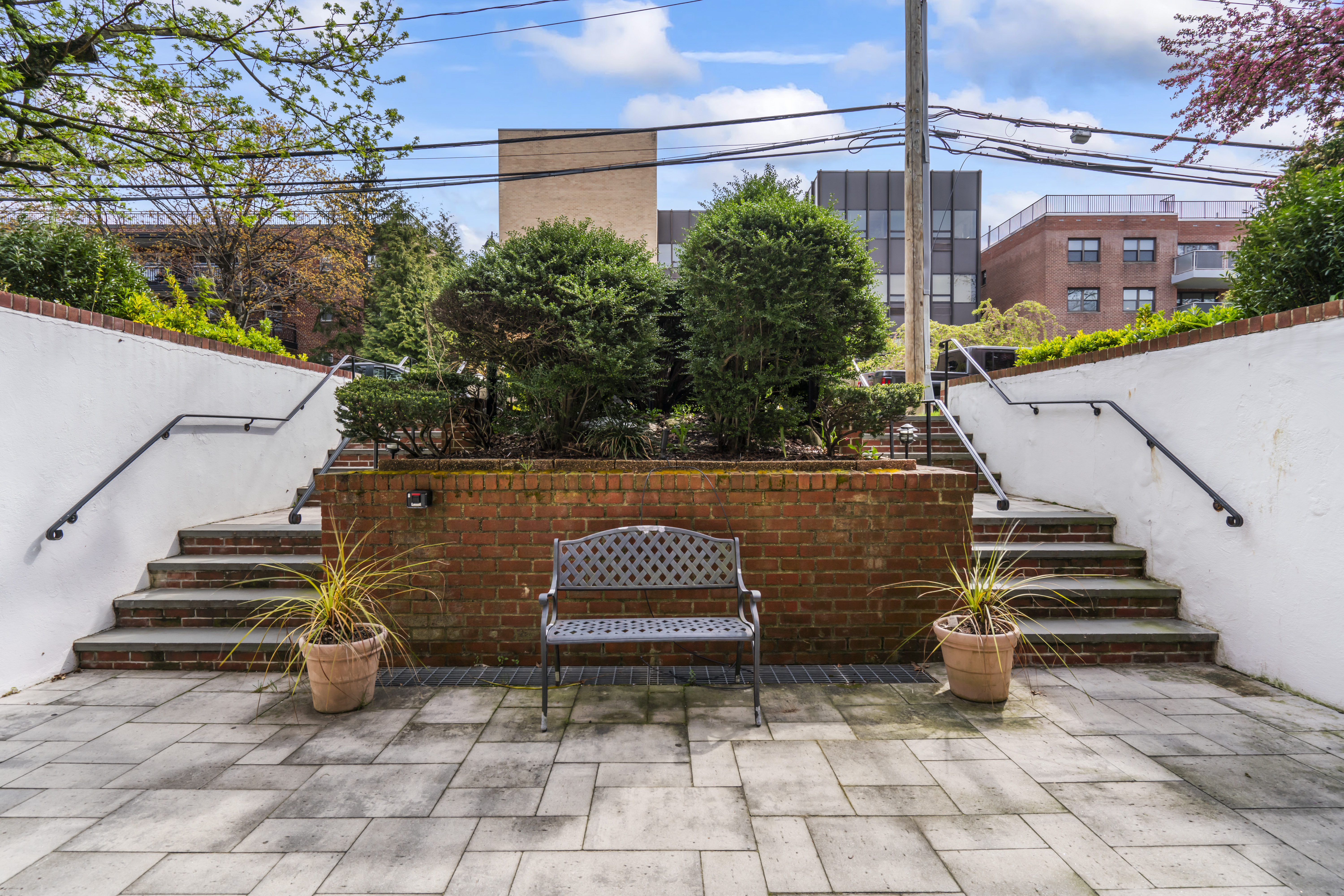 36 Barstow Road Unit# 1M