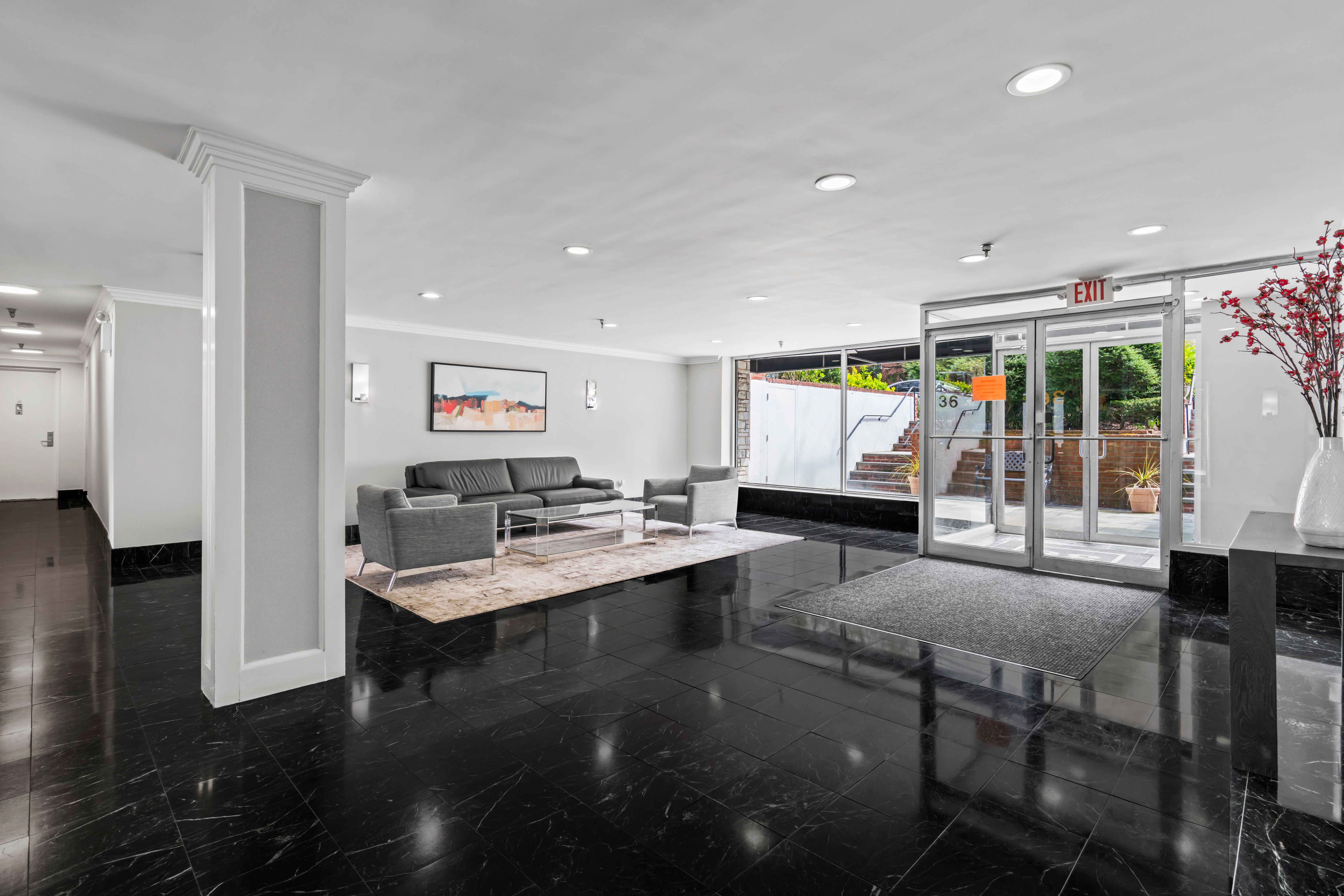 36 Barstow Road Unit# 1M