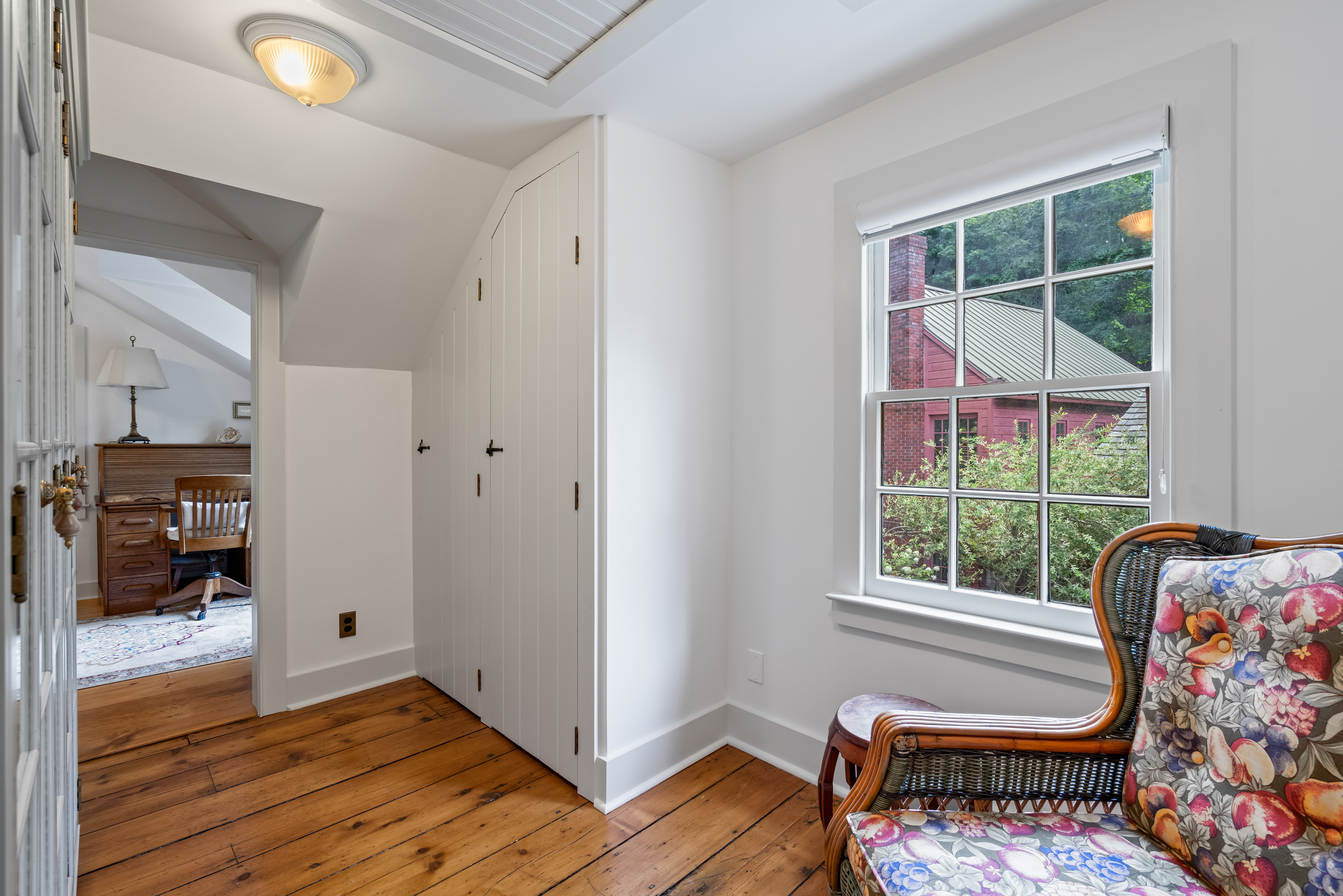 161 E Broadway 