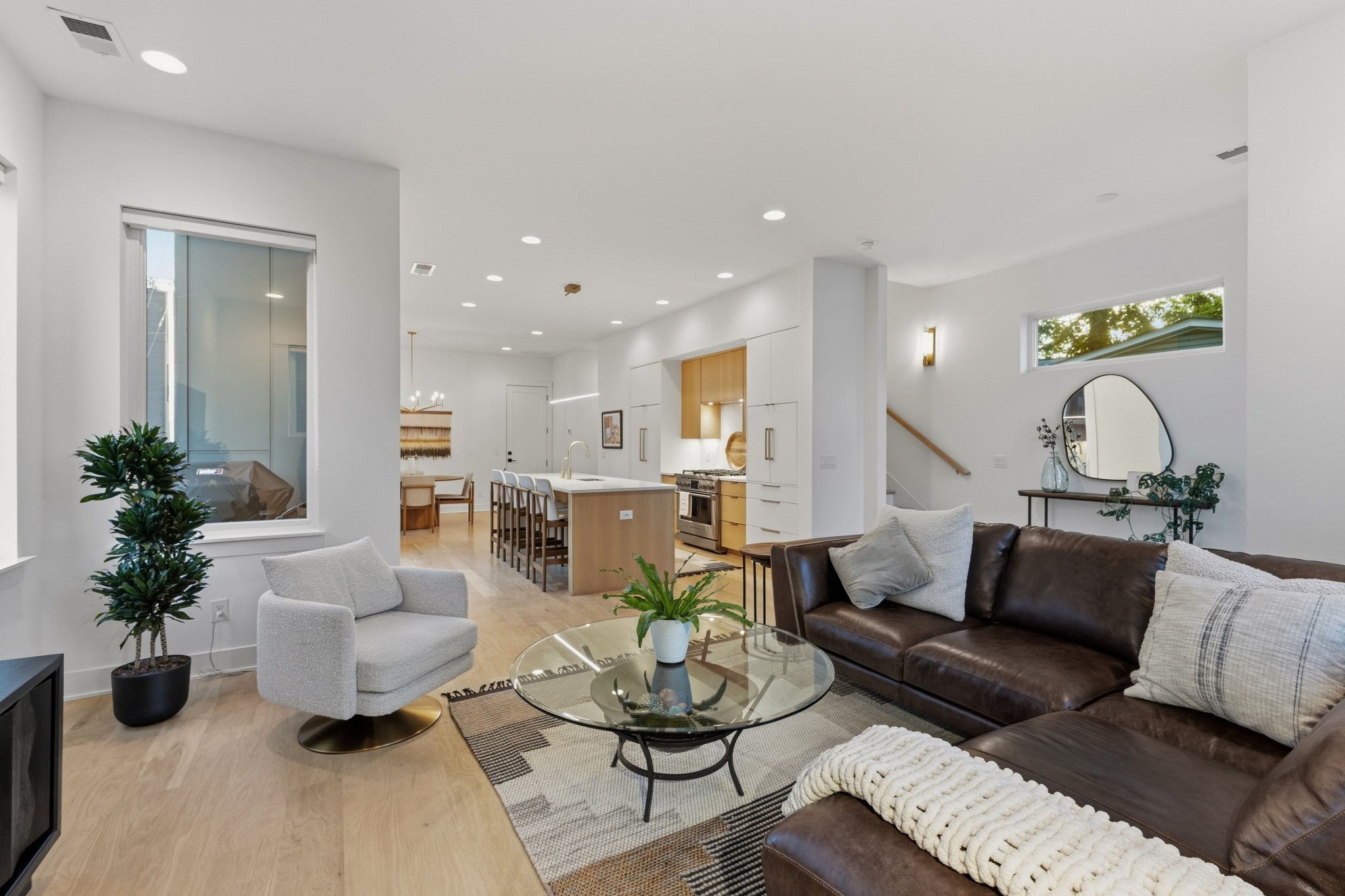 1405A 10th Ave N N 