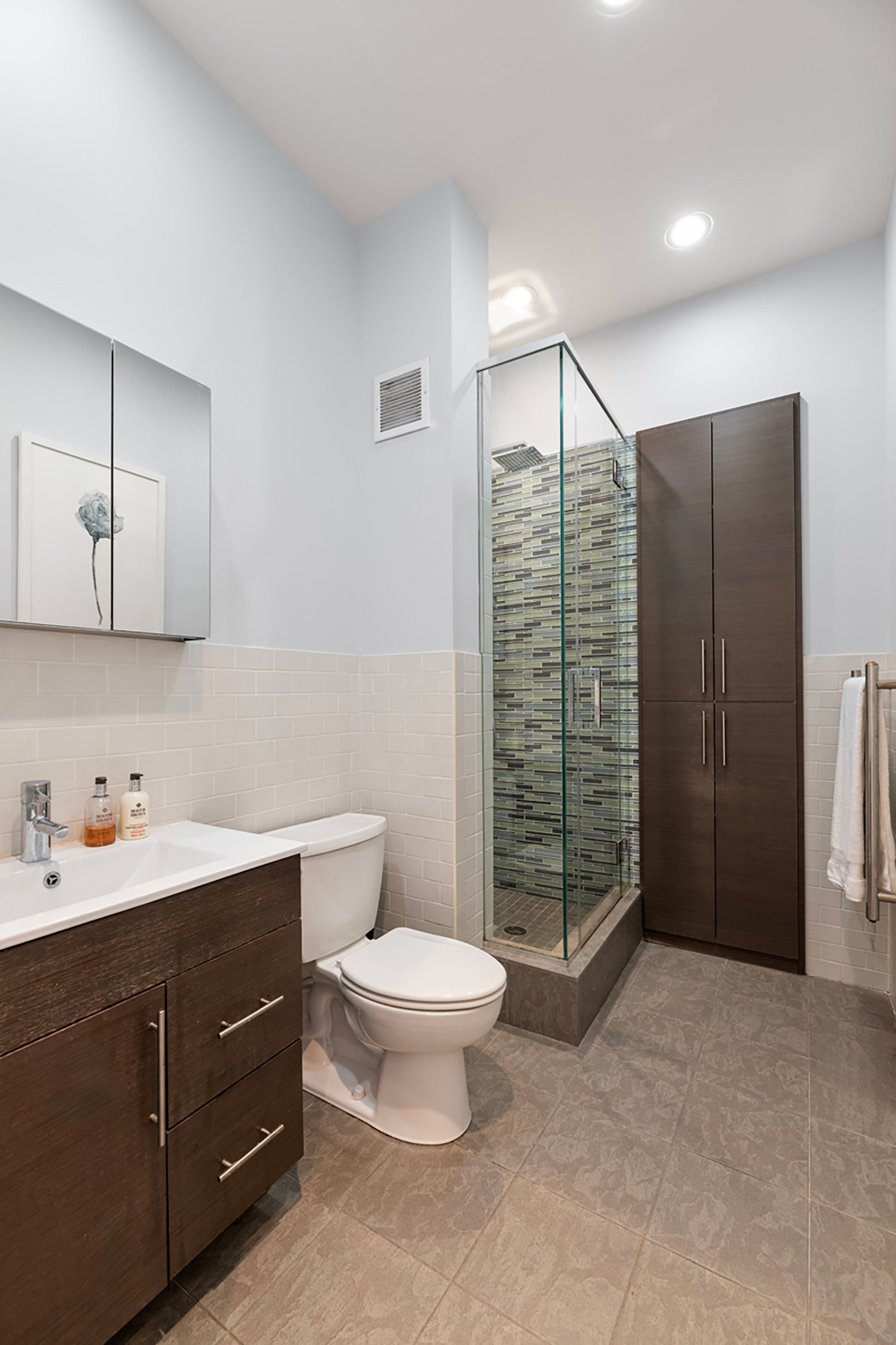 114 East 13th Street 11D