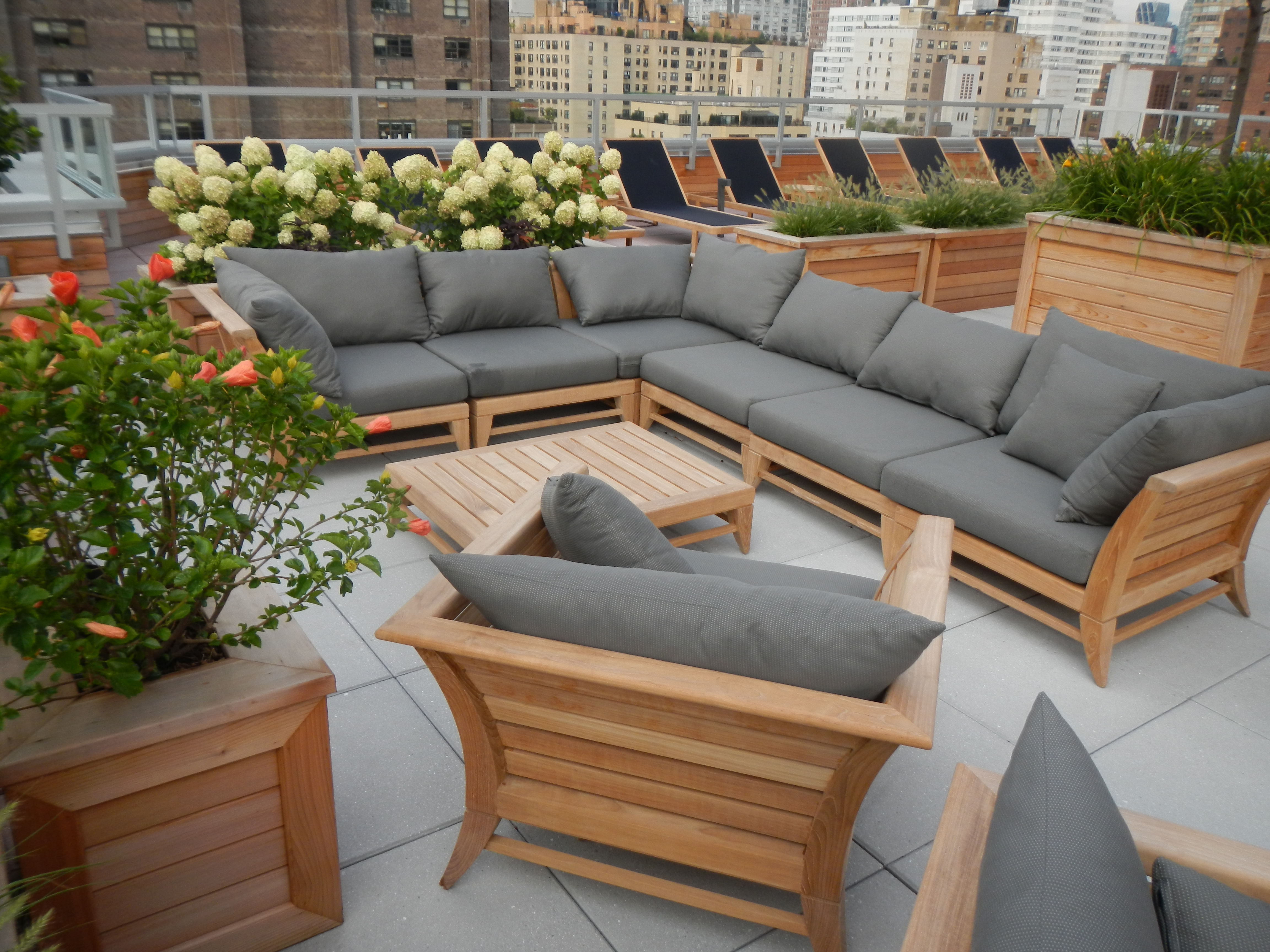 360 E 72nd St Apt B1209