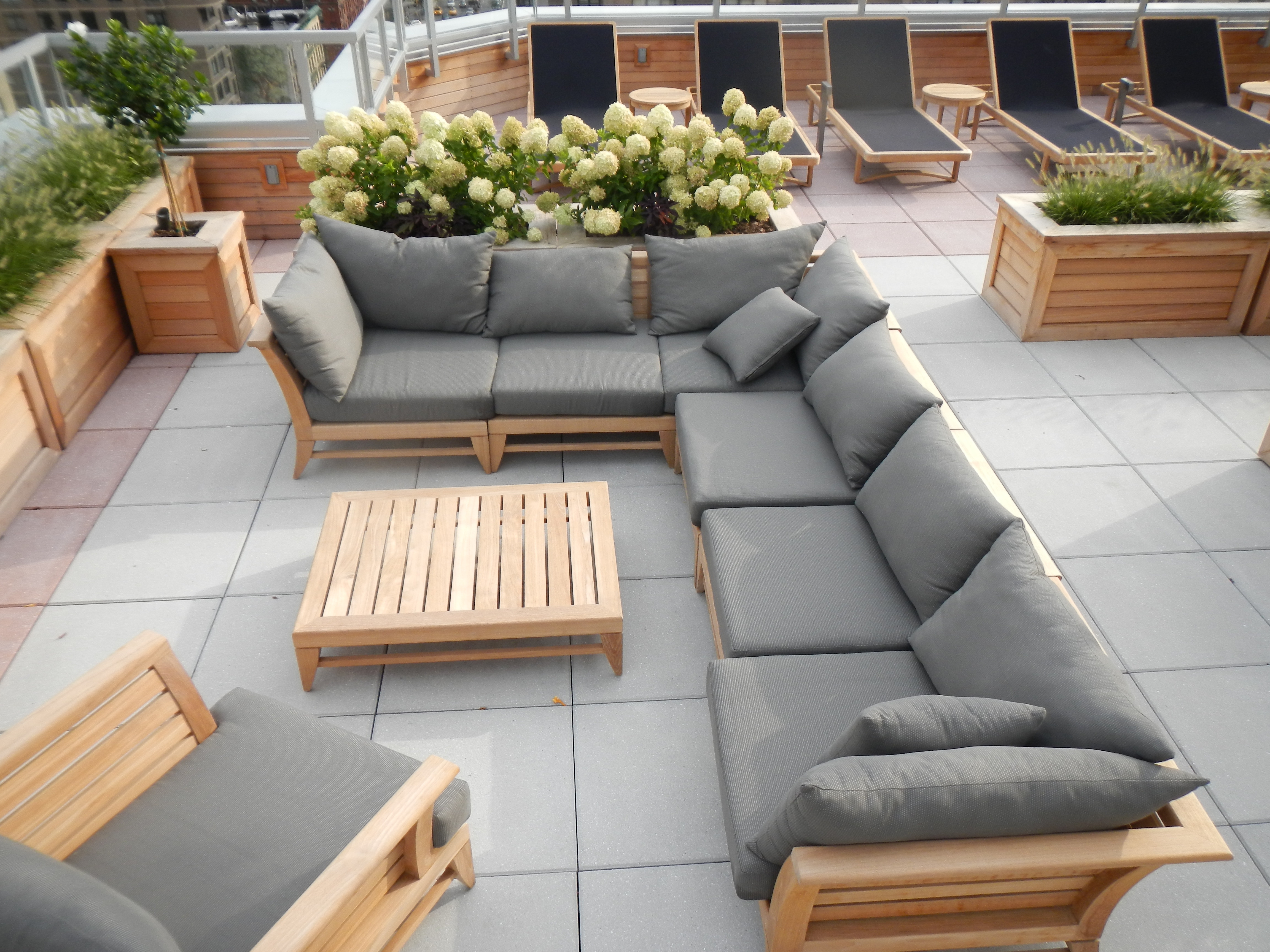 360 E 72nd St Apt B1209