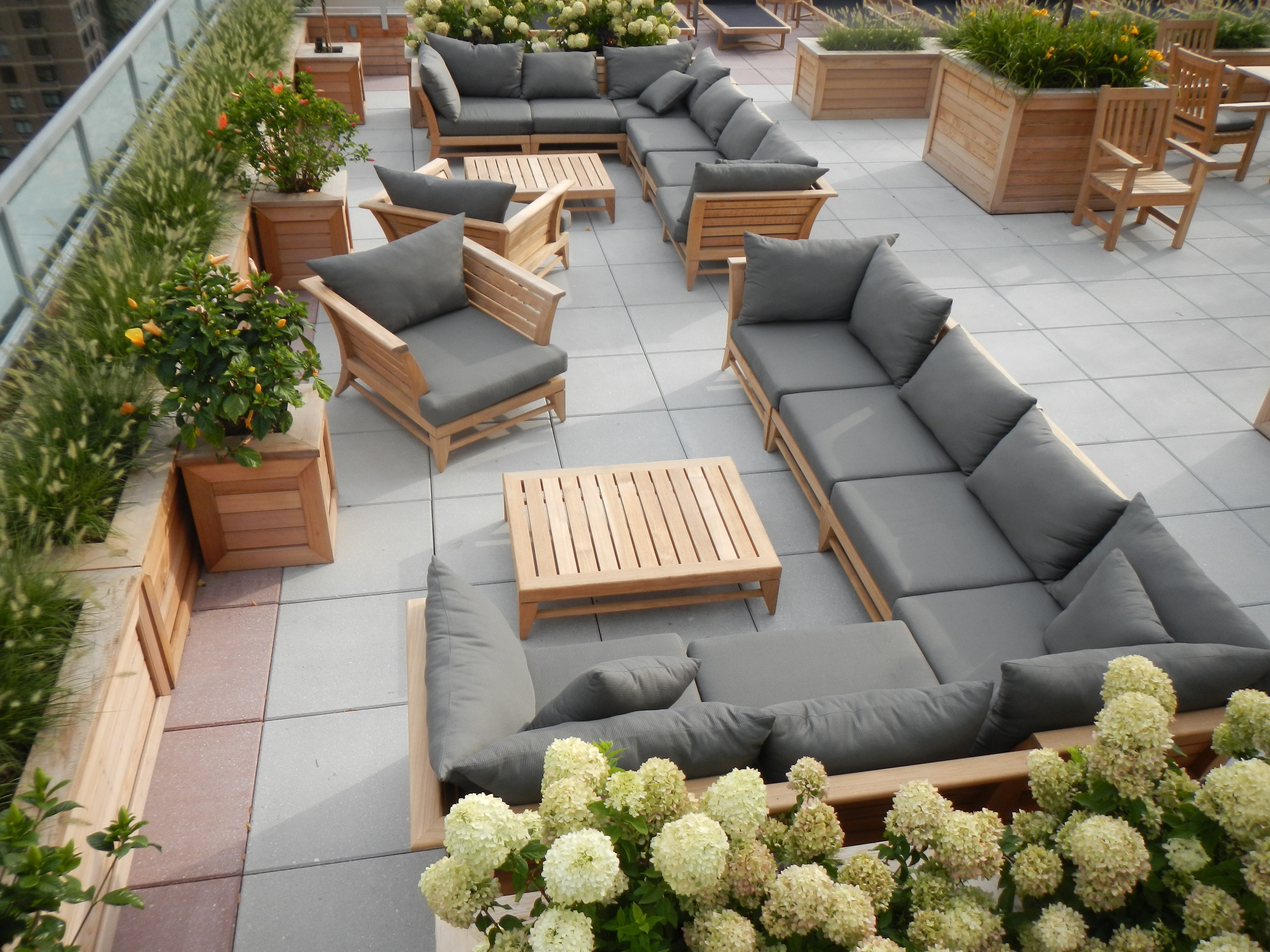 360 E 72nd St Apt B1209