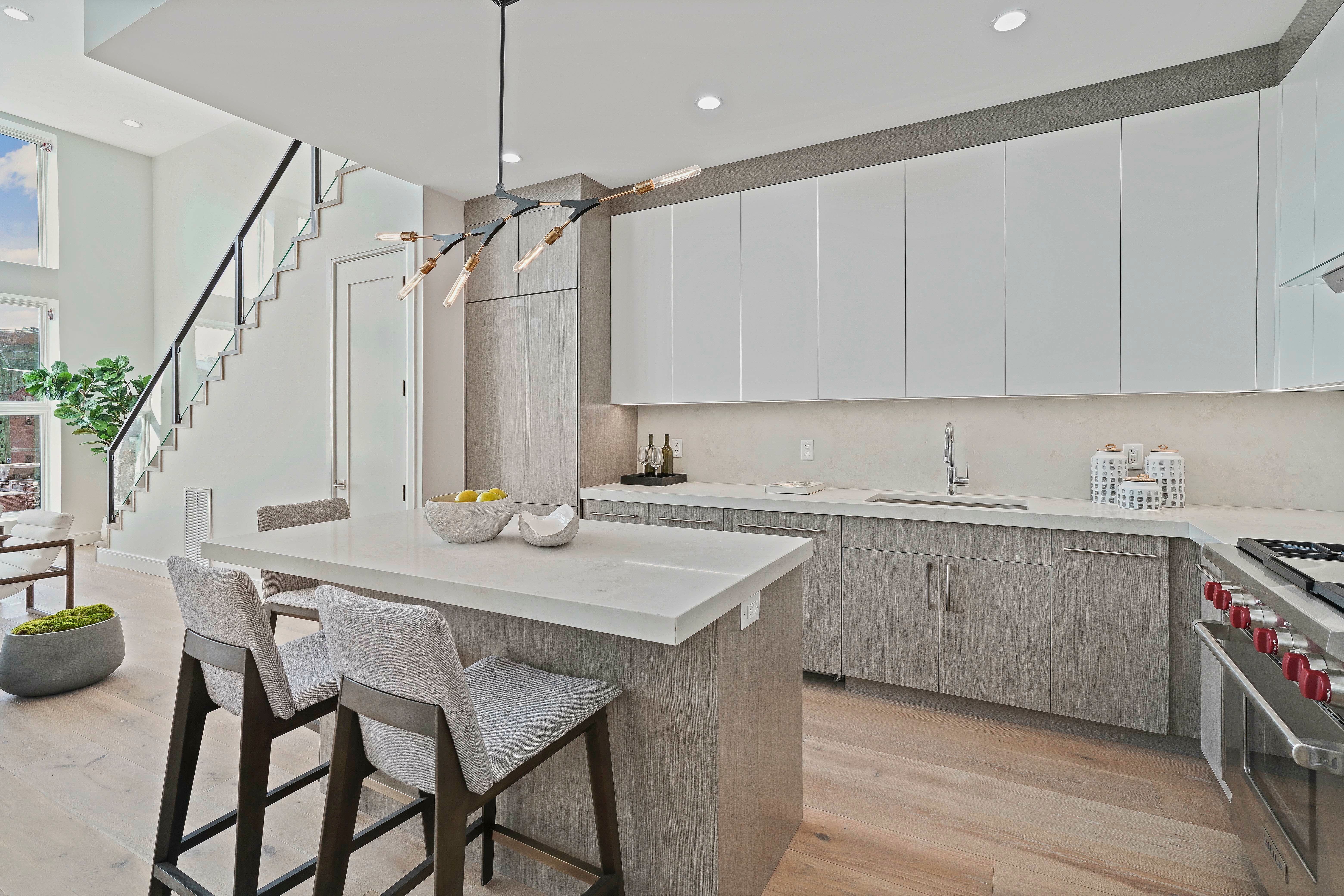 45 Garnet Street , 3B