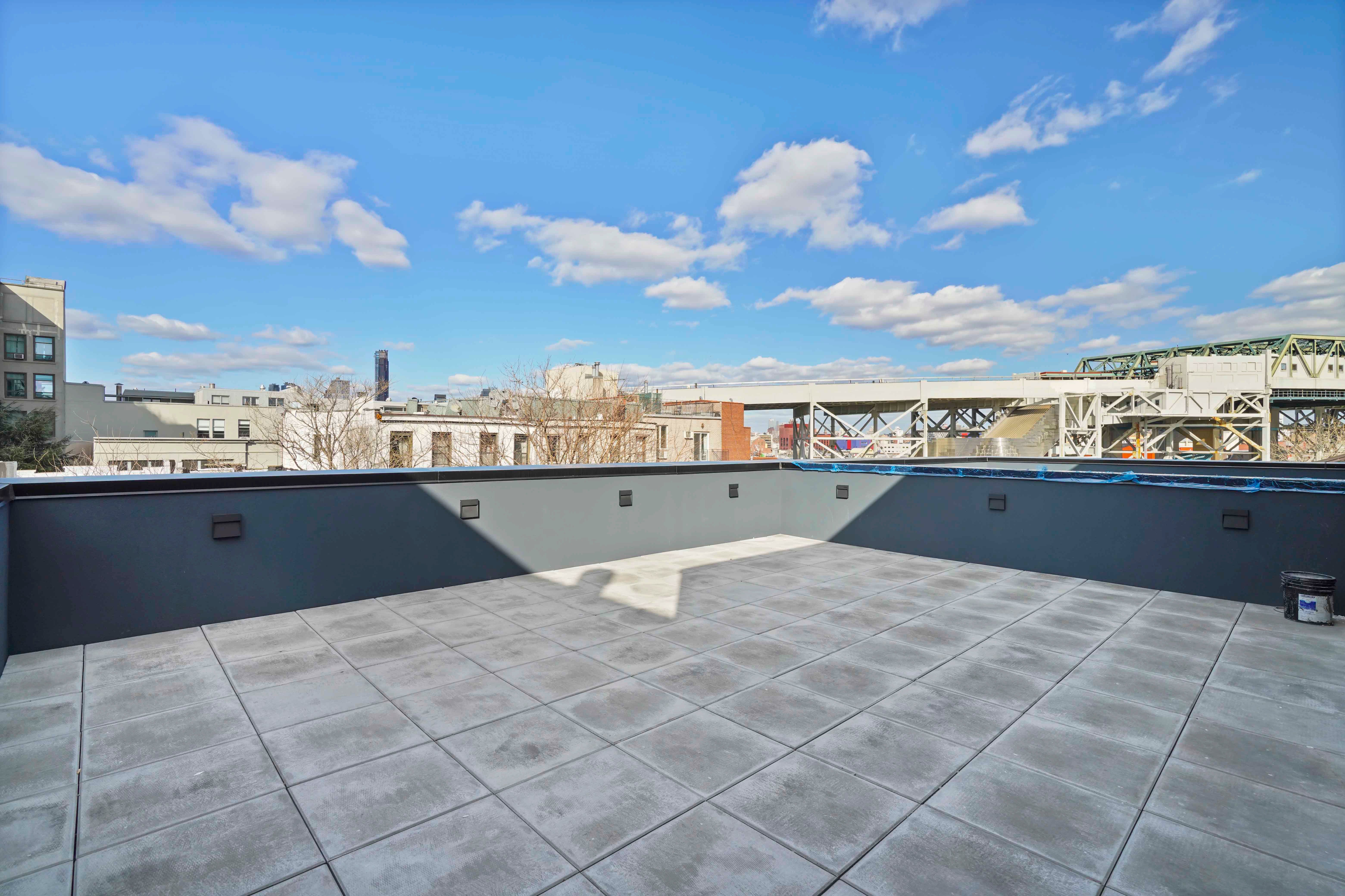 45 Garnet Street , 3B