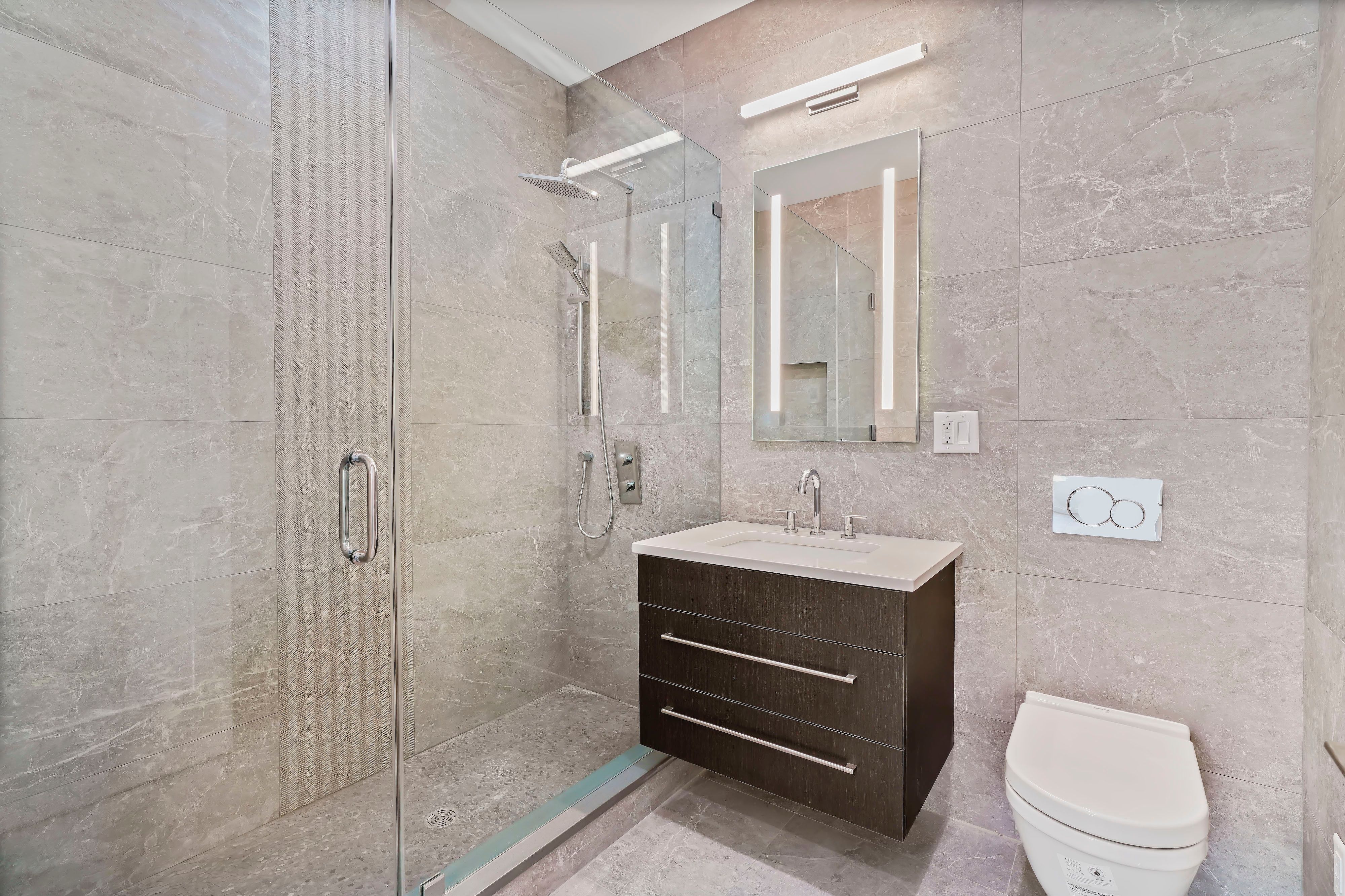 45 Garnet Street , 2A