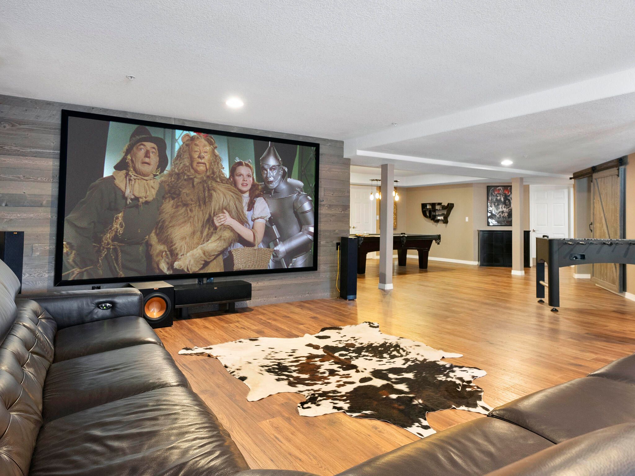 816 Moffat Court