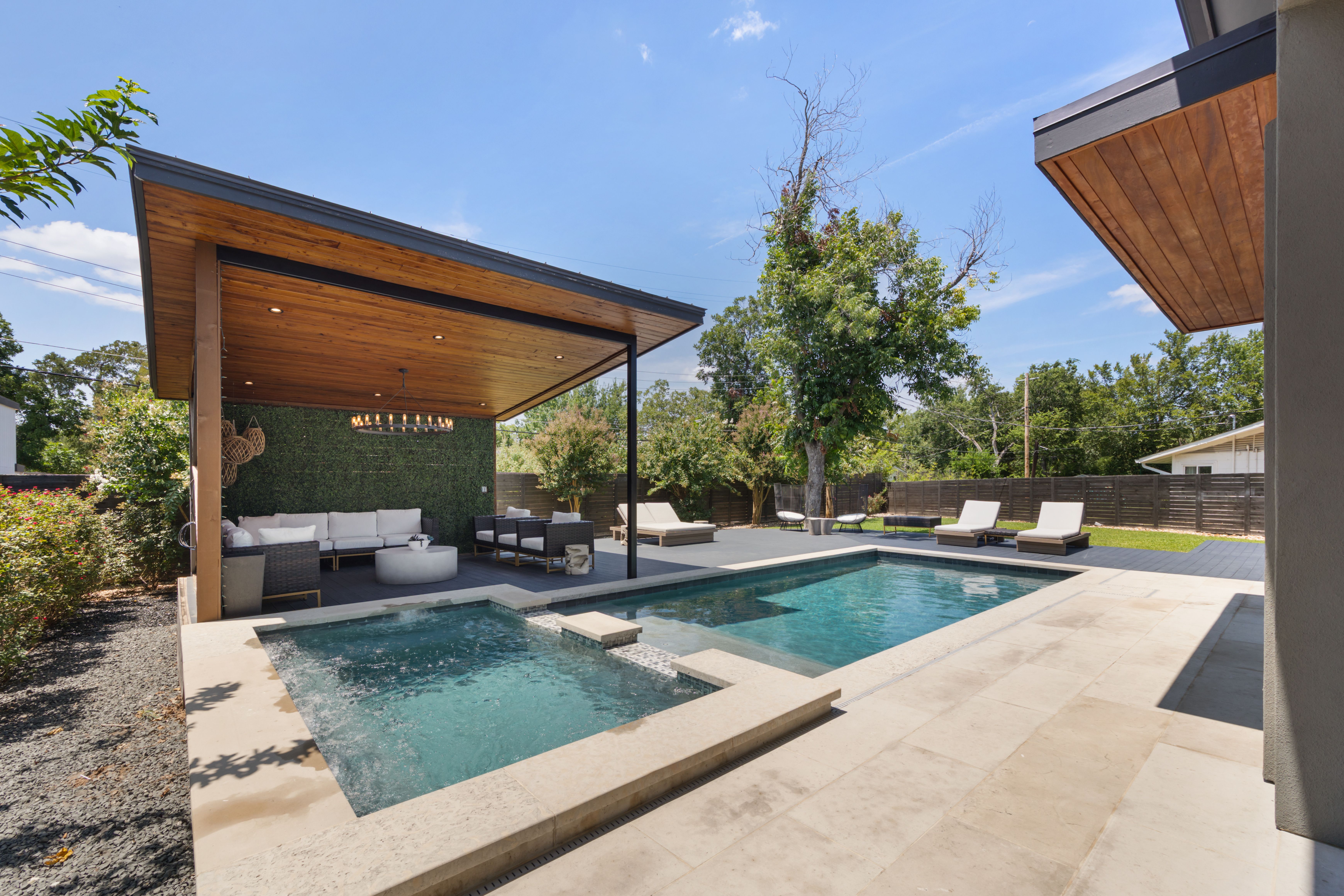 5004 Highland Court 