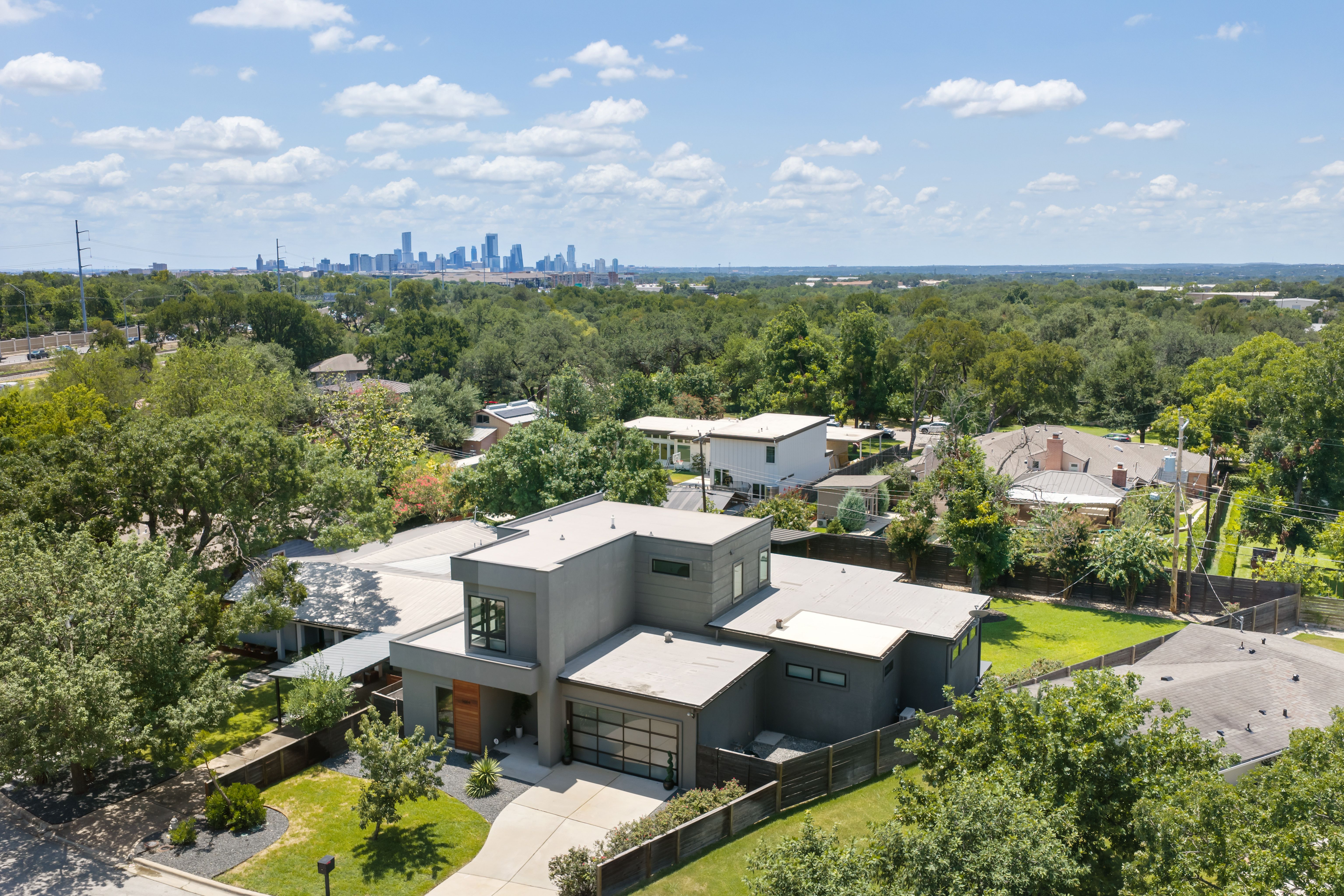 5004 Highland Court 