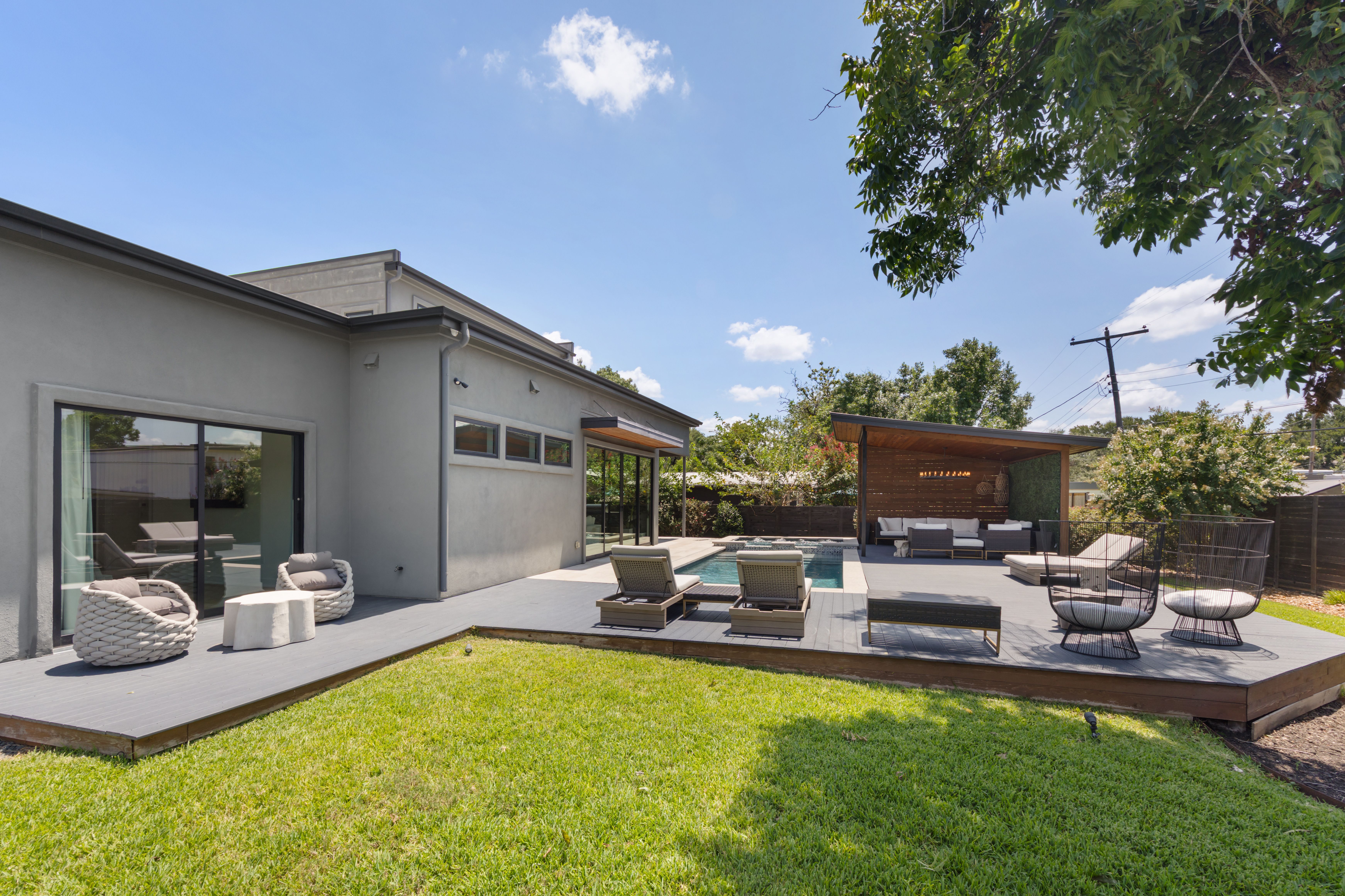 5004 Highland Court 