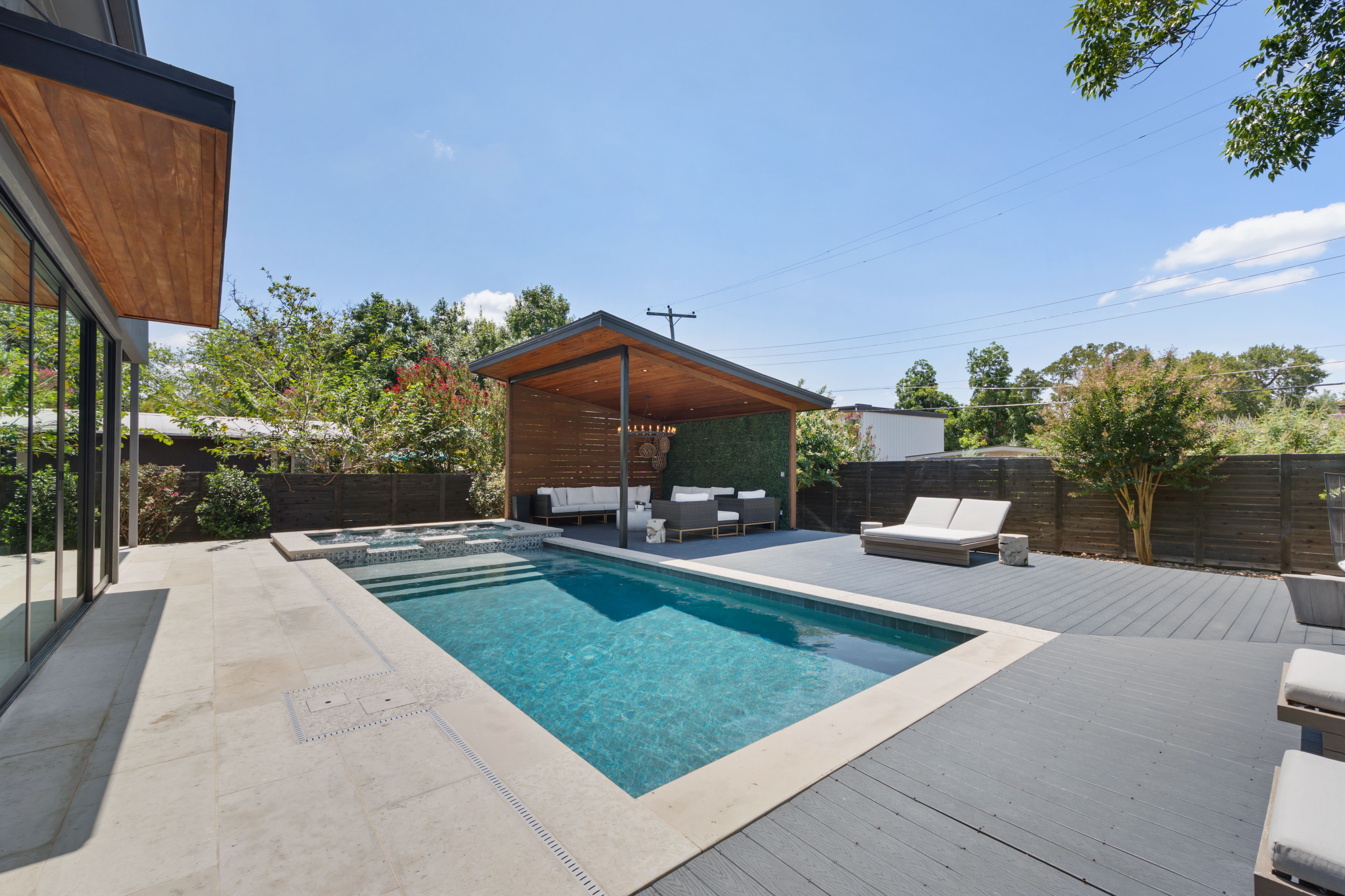 5004 Highland Court 
