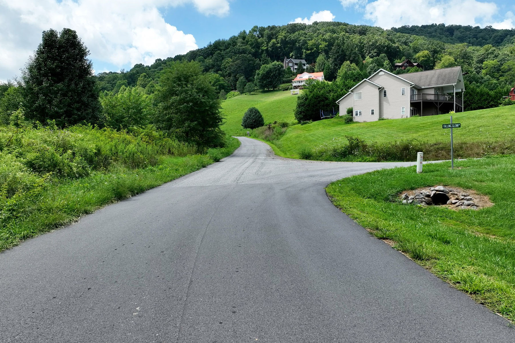 00 Green Valley Road