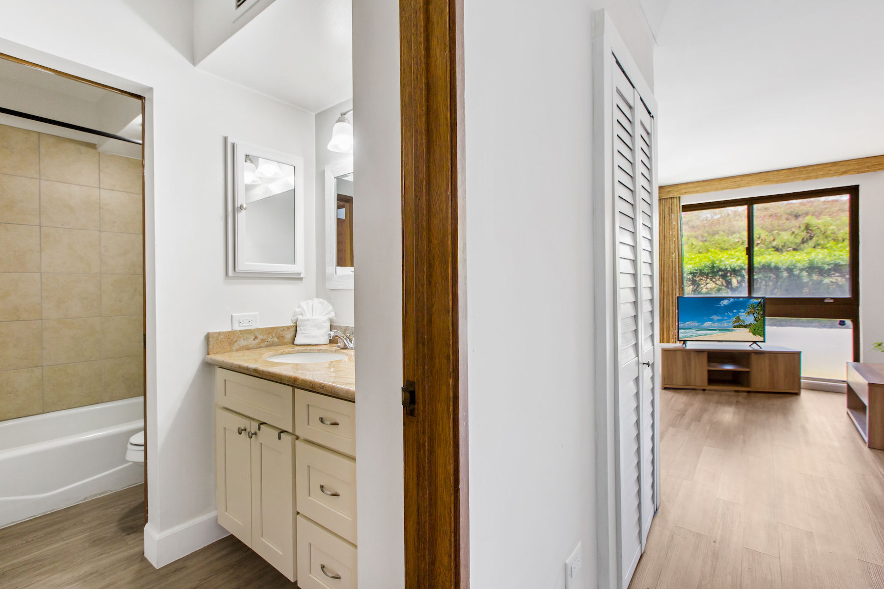 Kahana Manor 4310 Lower Honoapiilani Rd, #218