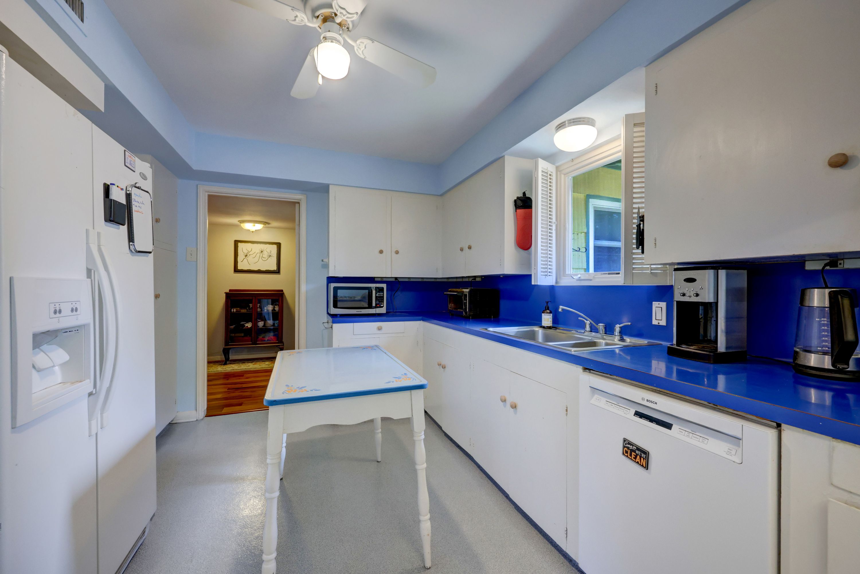 5600 Ridge Oak Drive 