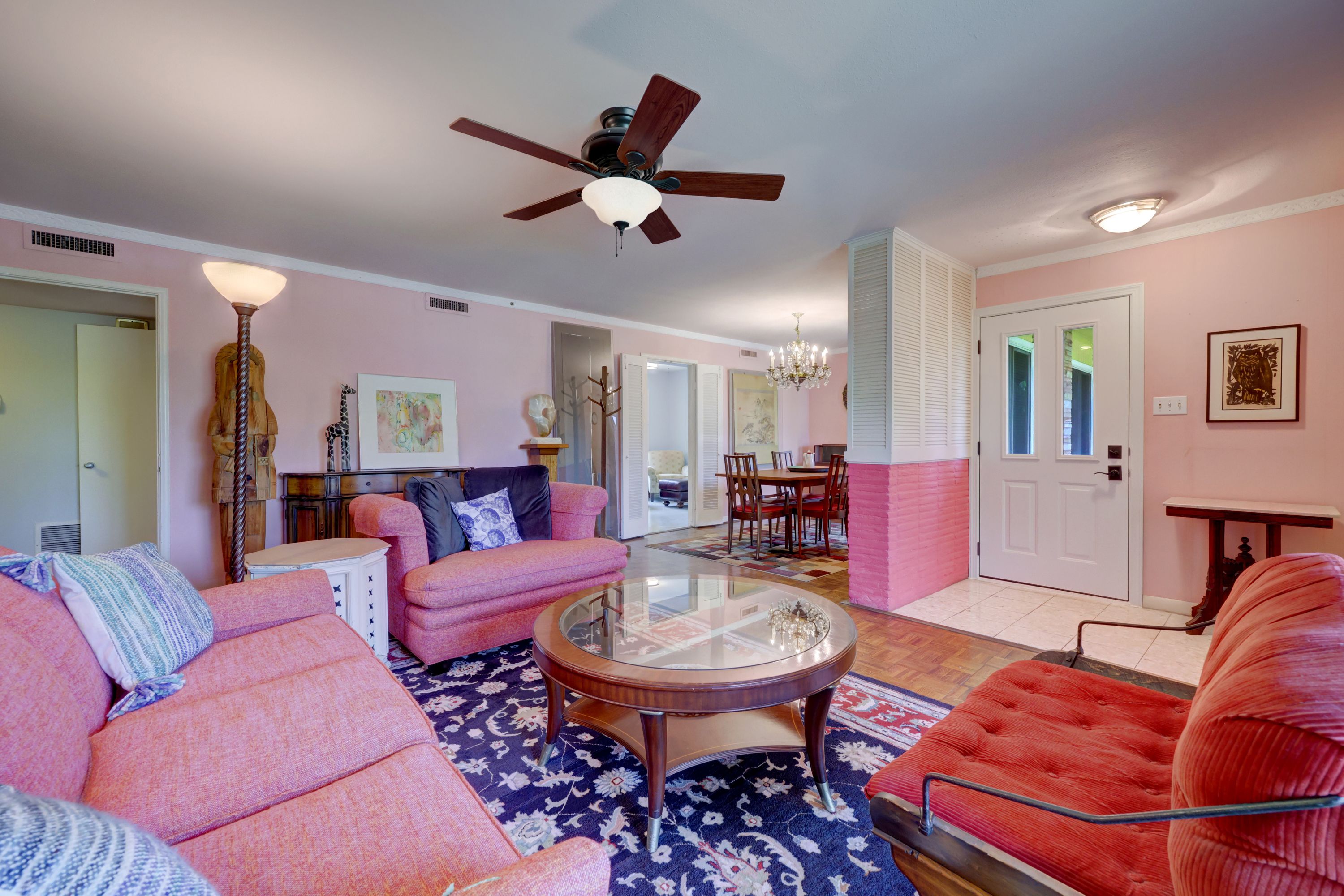 5600 Ridge Oak Drive 