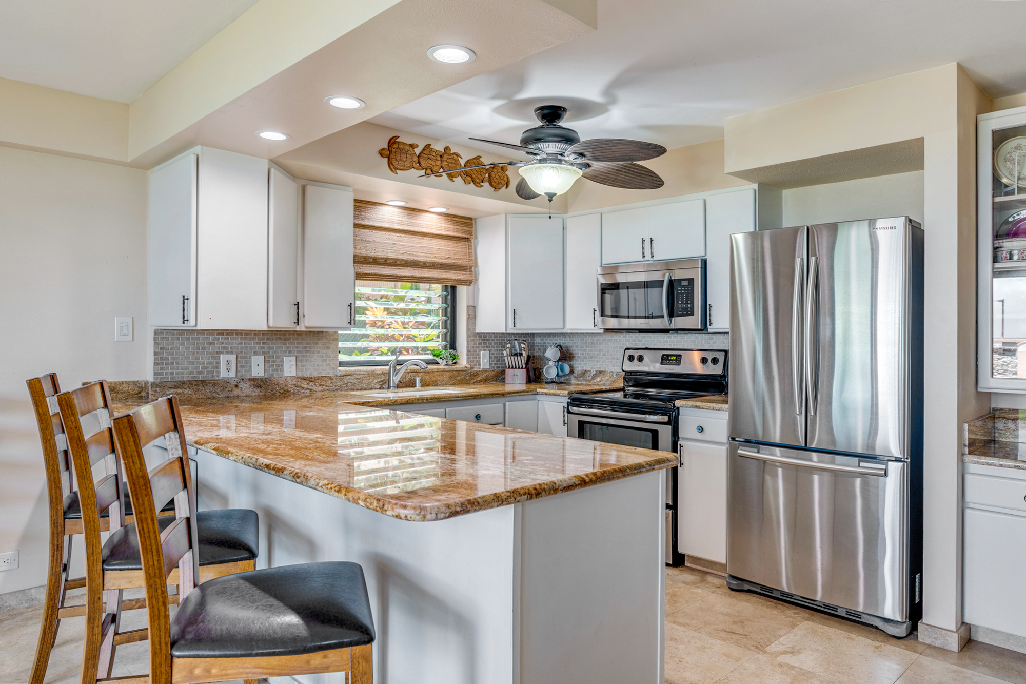 Makani Sands 3765 Lower Honoapiilani Rd, #110