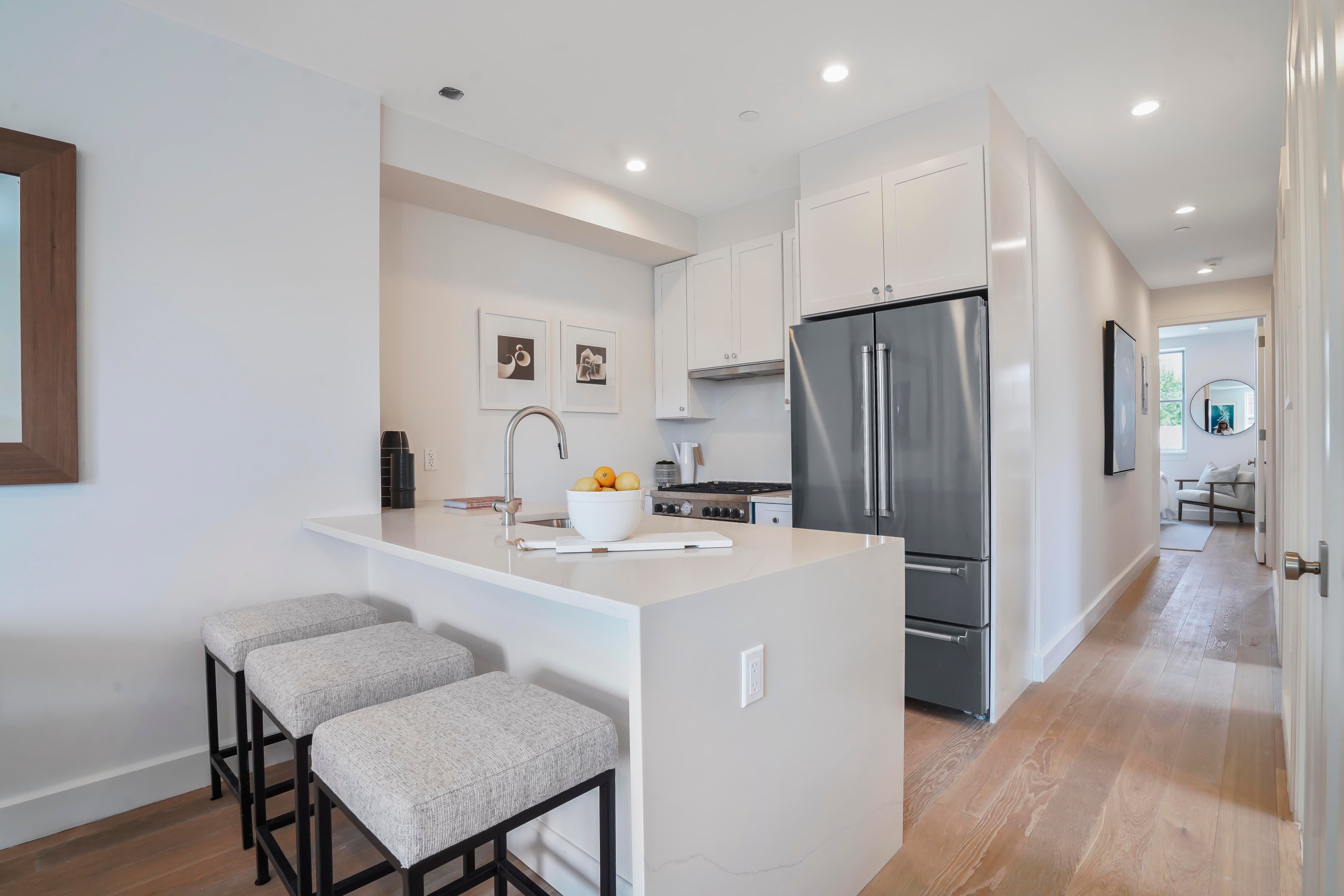 182 Minna Street , 3B