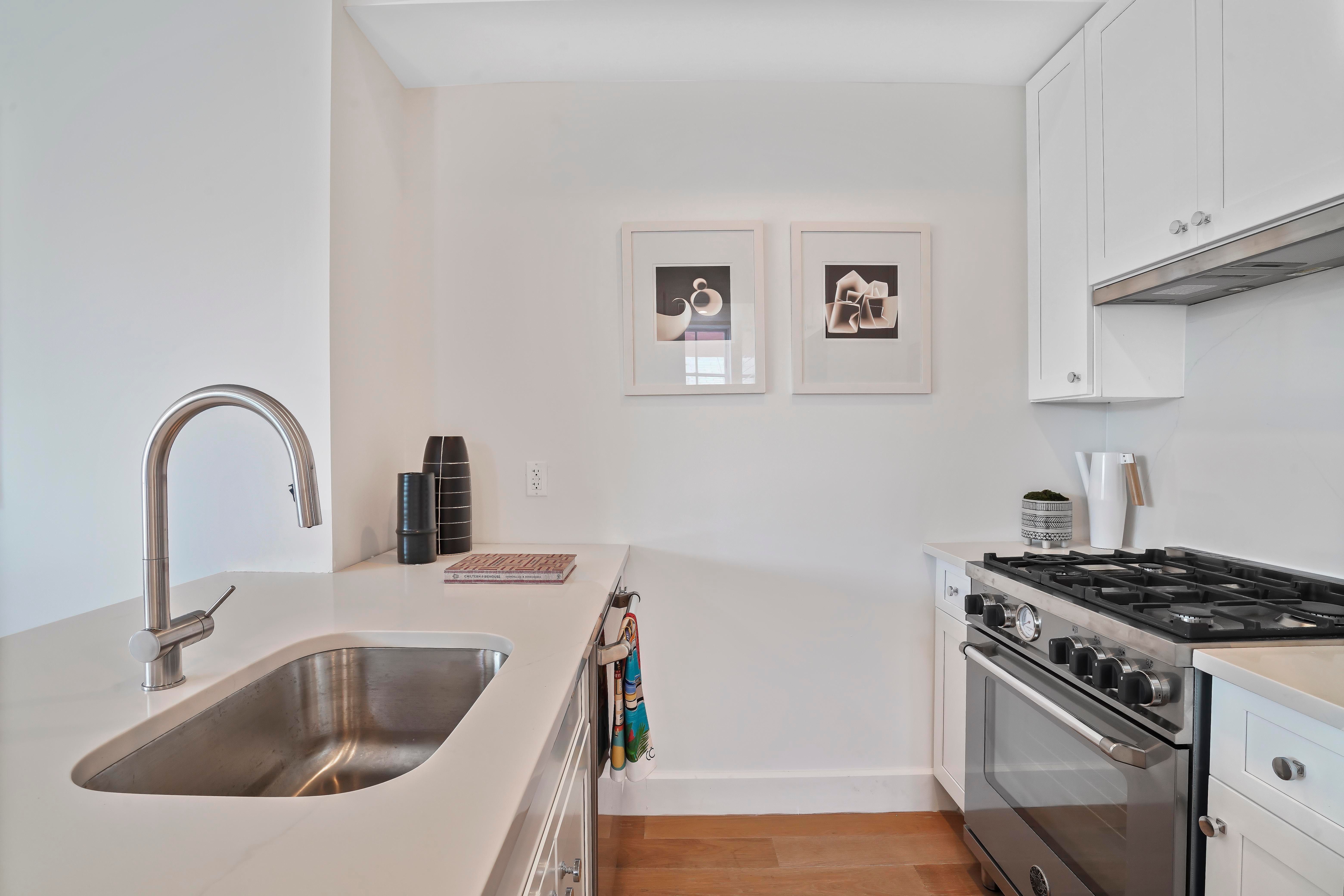 182 Minna Street , 3B