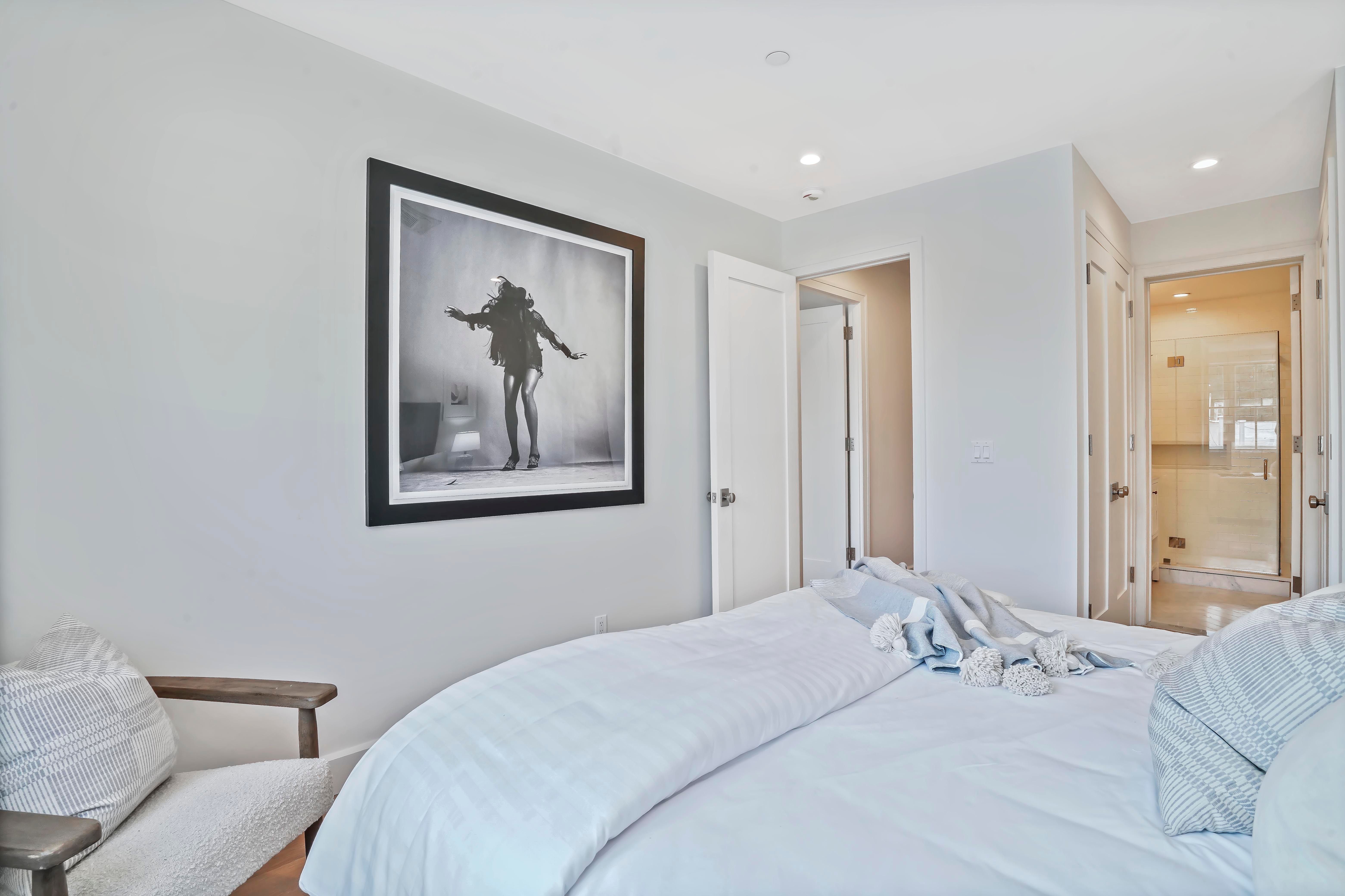 182 Minna Street , 3B