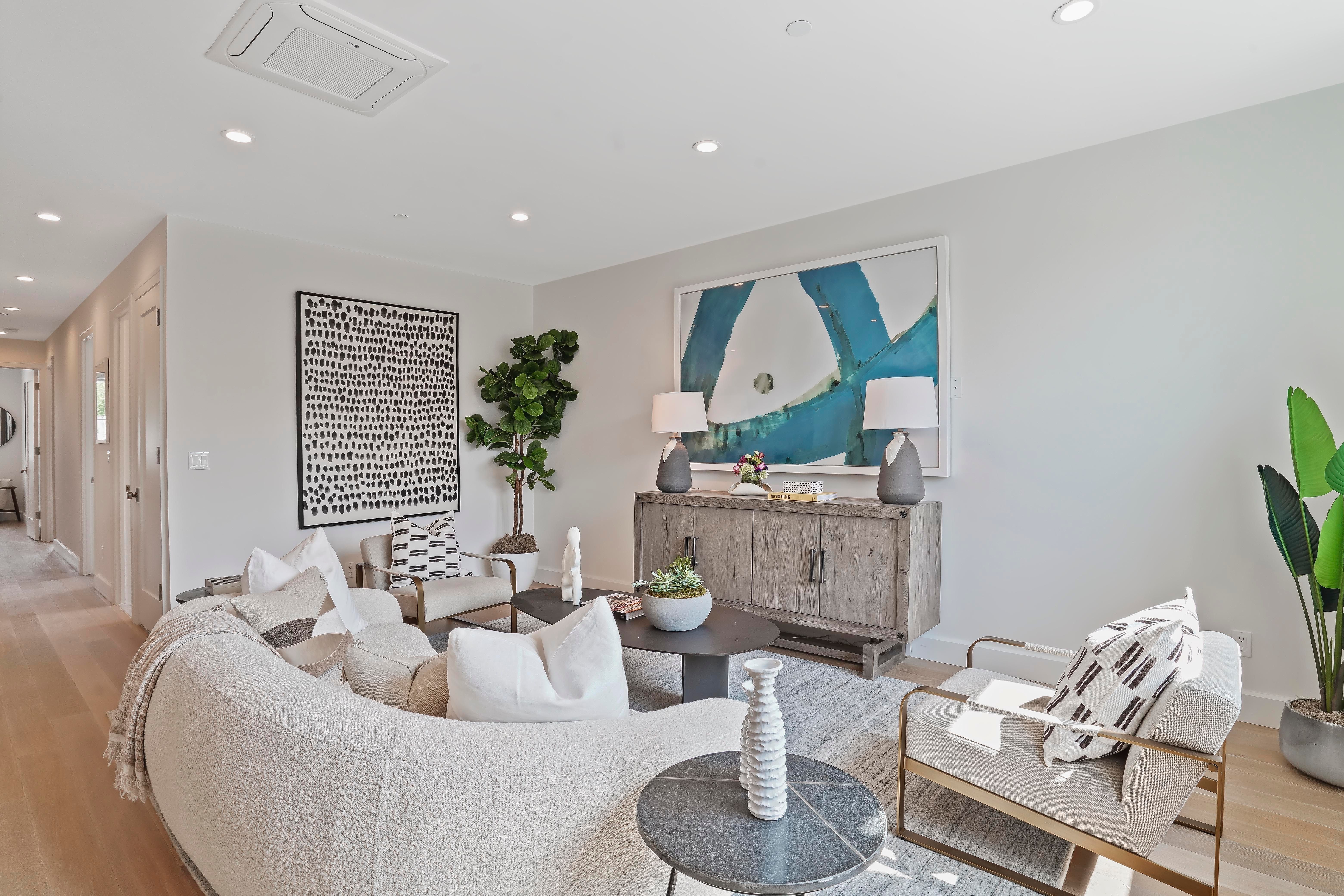 182 Minna Street , 3B