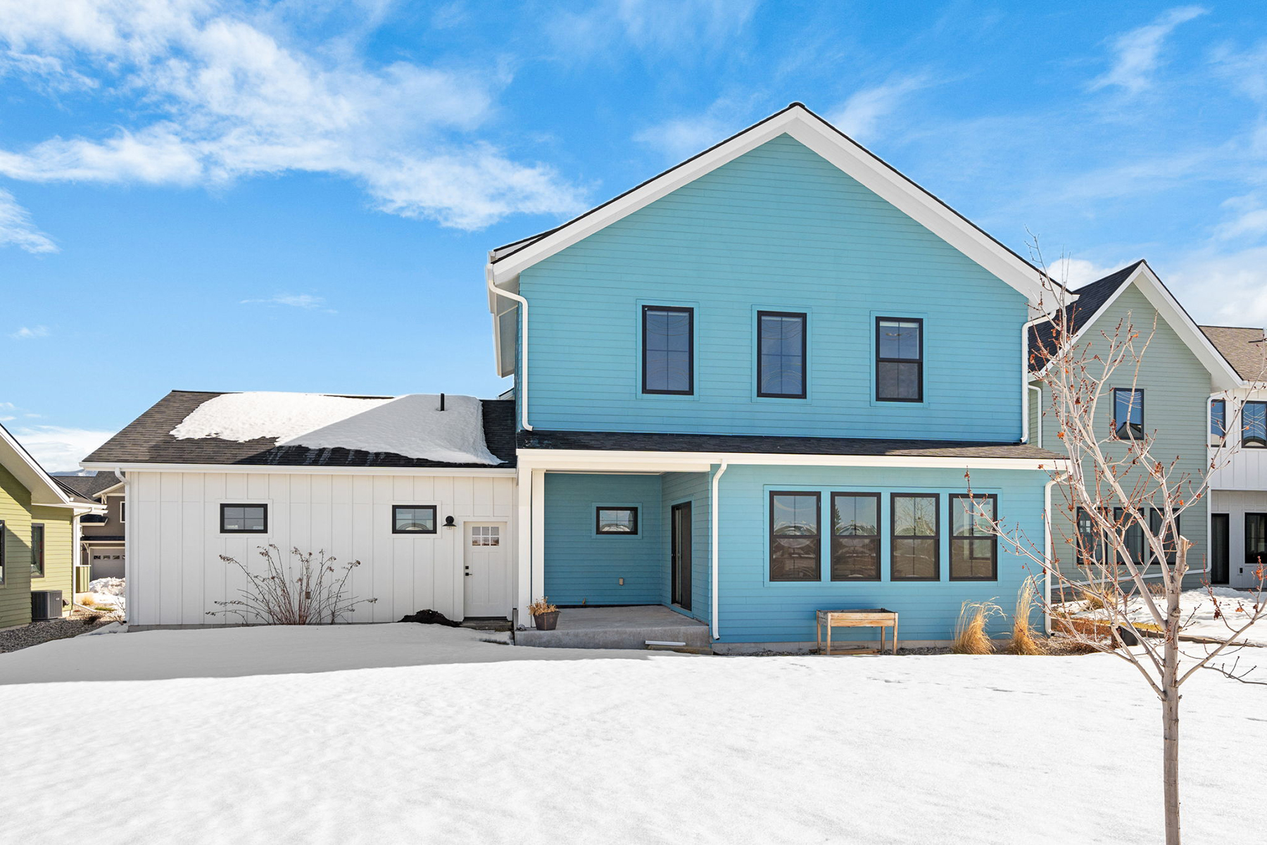 915 Auger Lane