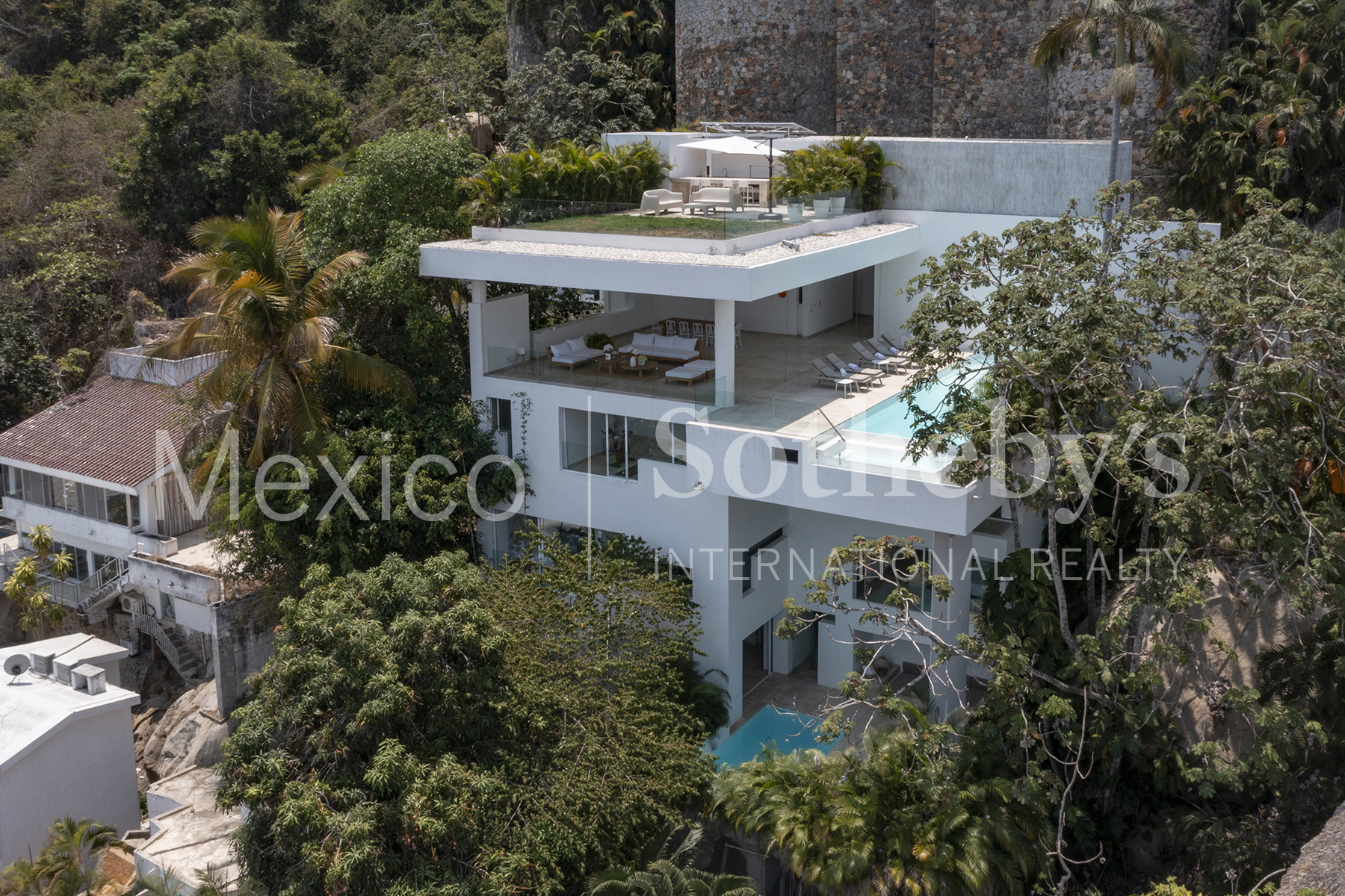 Vientos Cardinales 10 Club Residencial Las Brisas