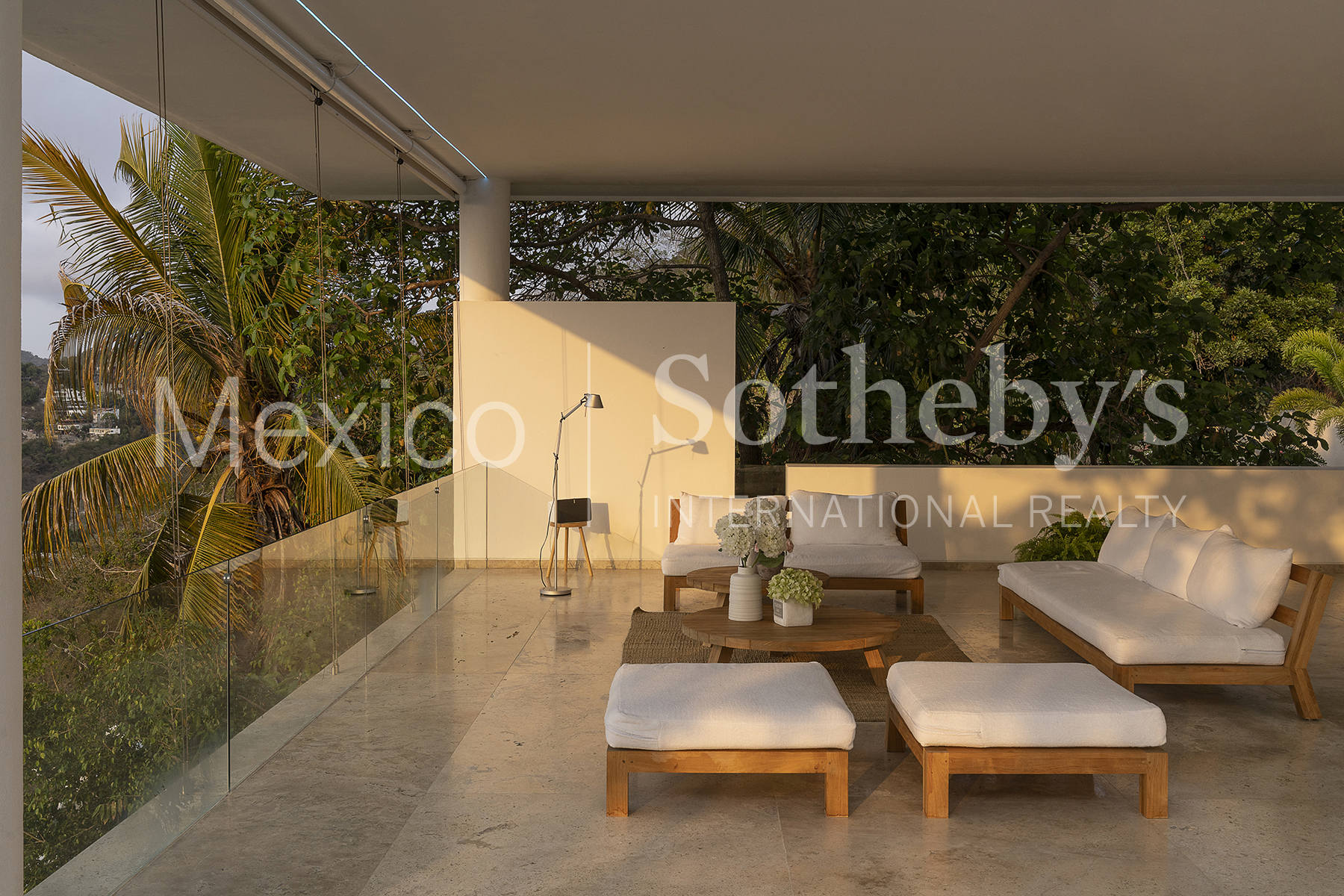 Vientos Cardinales 10 Club Residencial Las Brisas