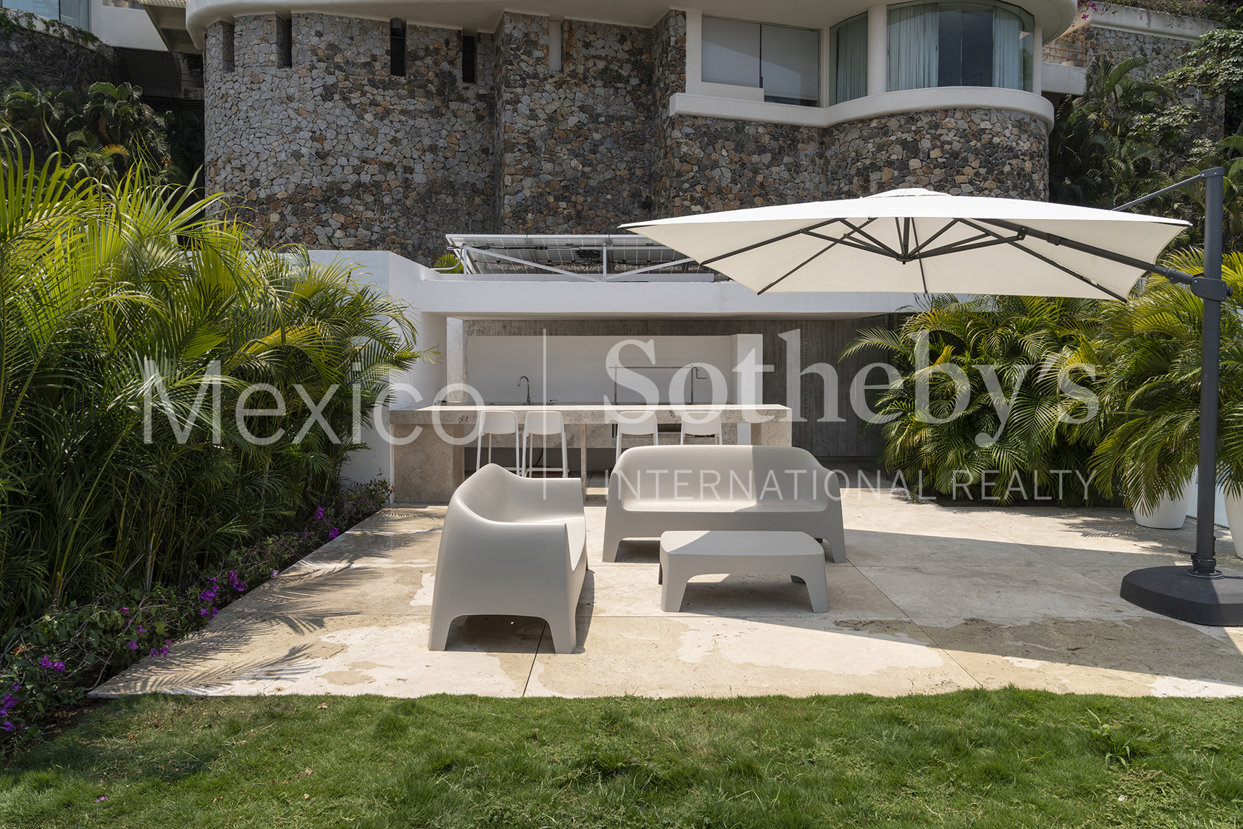 Vientos Cardinales 10 Club Residencial Las Brisas