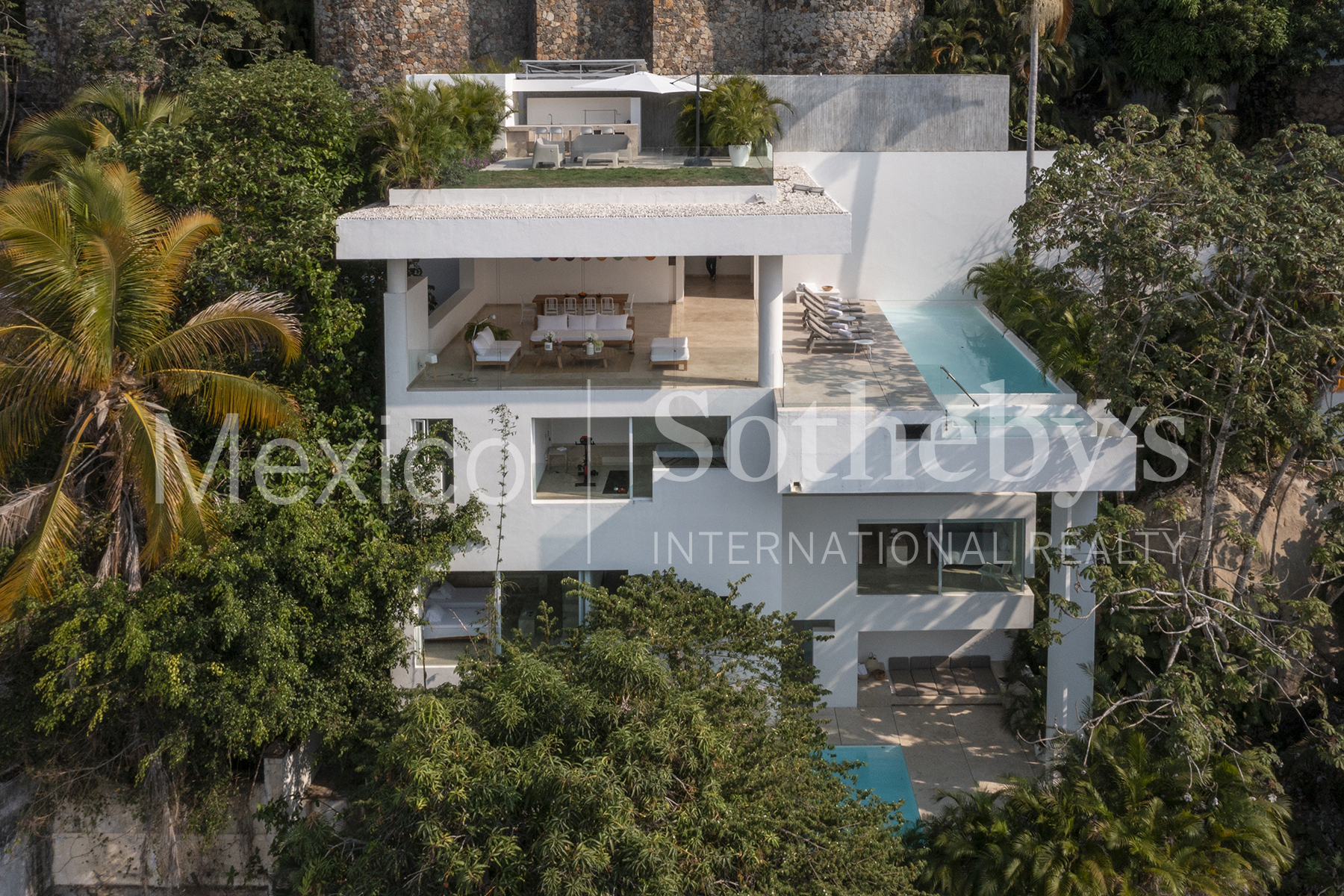 Vientos Cardinales 10 Club Residencial Las Brisas