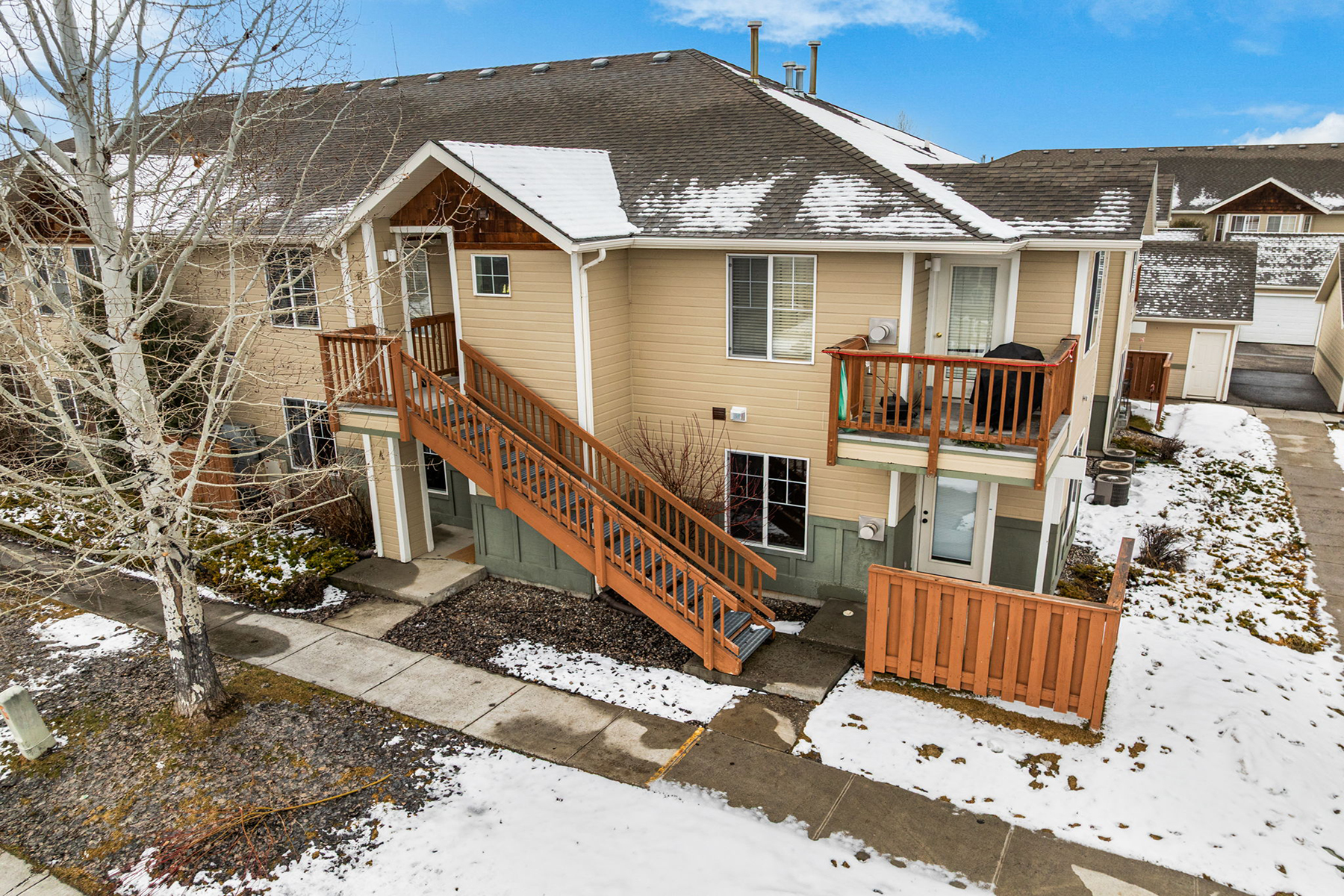 825 Forestglen Drive , A