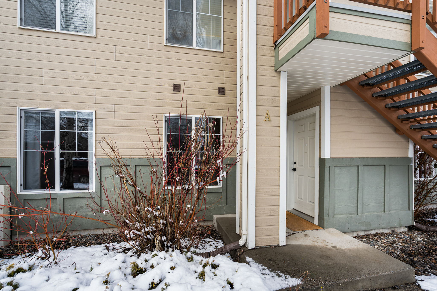 825 Forestglen Drive , A