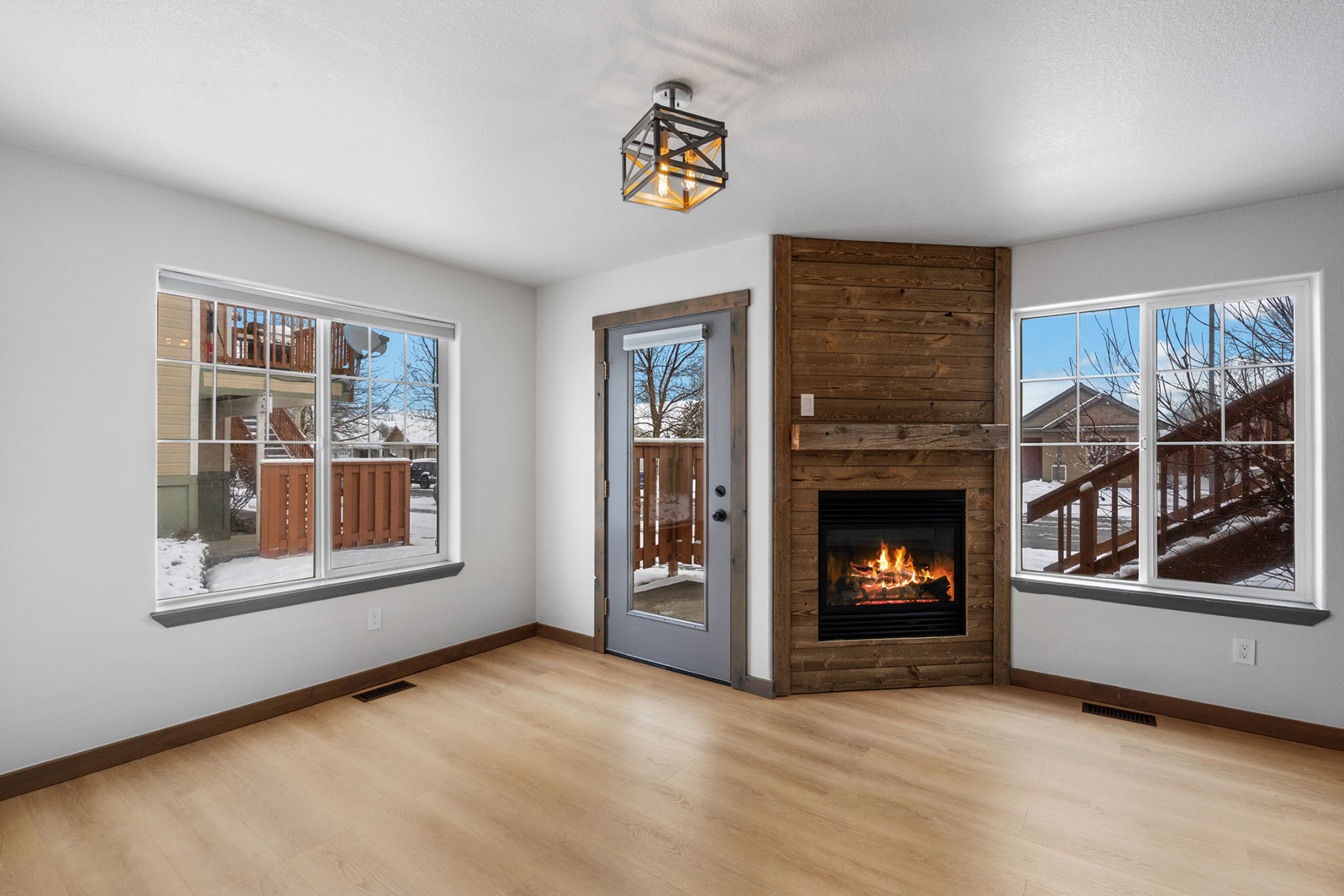 825 Forestglen Drive , A