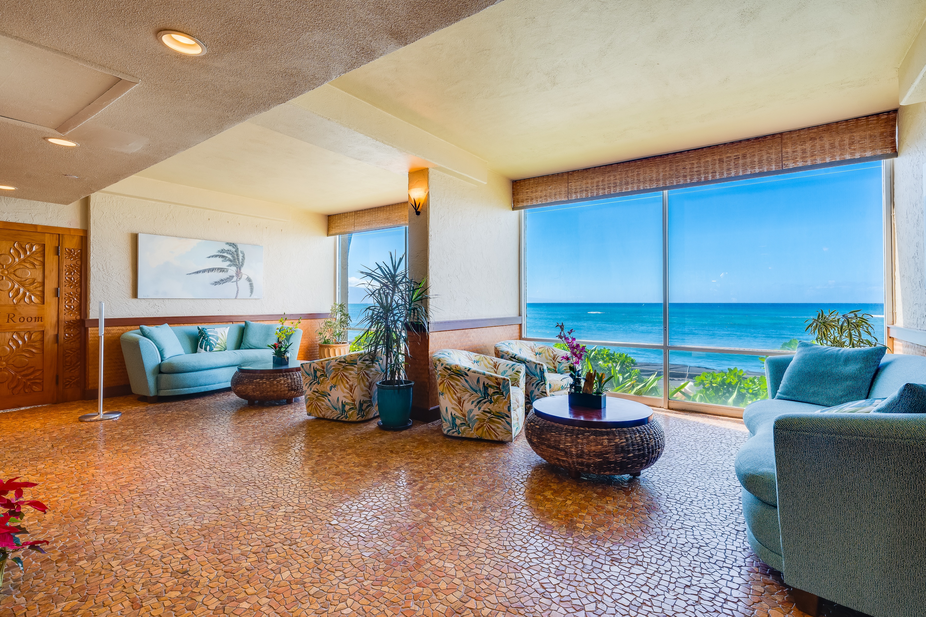 Royal Kahana 4365 Lower Honoapiilani Rd #703