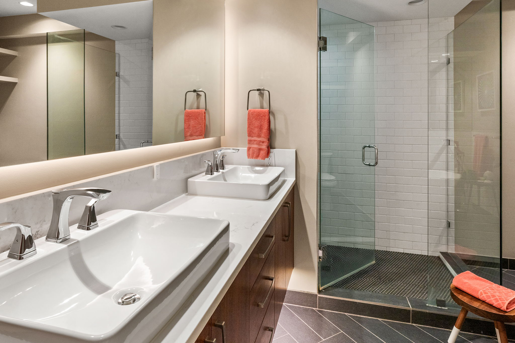 300 W Main Street , Q