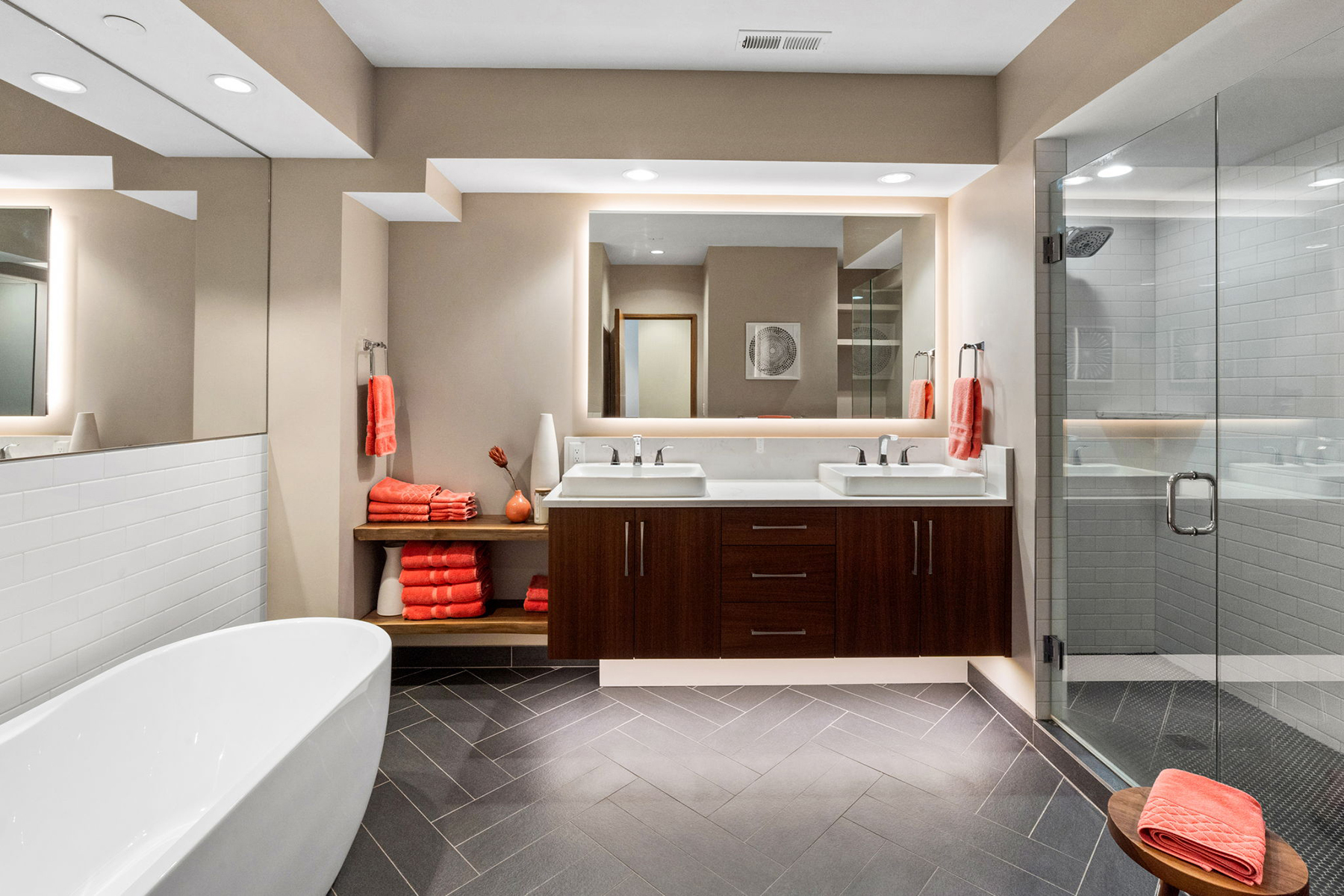 300 W Main Street , Q