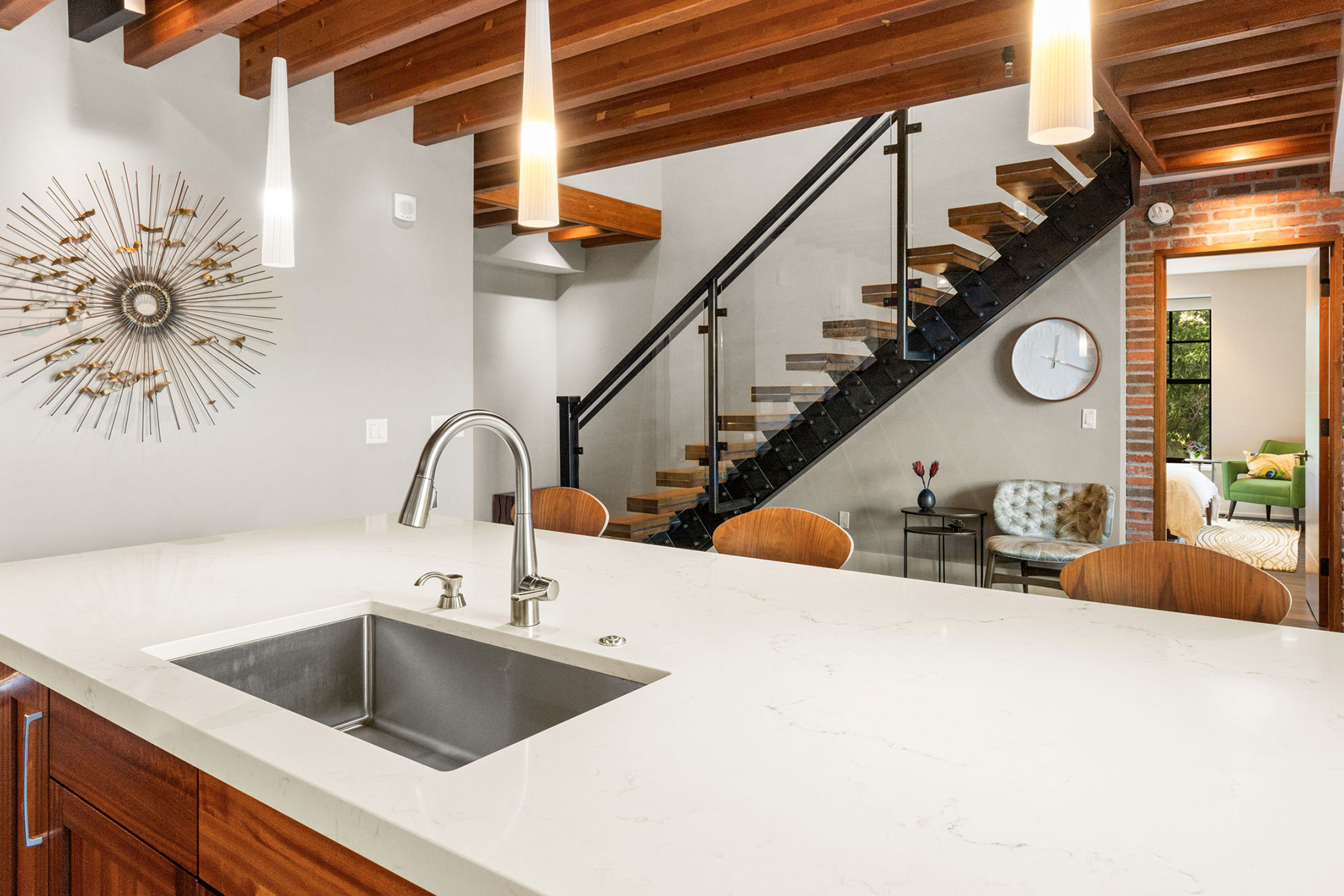 300 W Main Street , Q