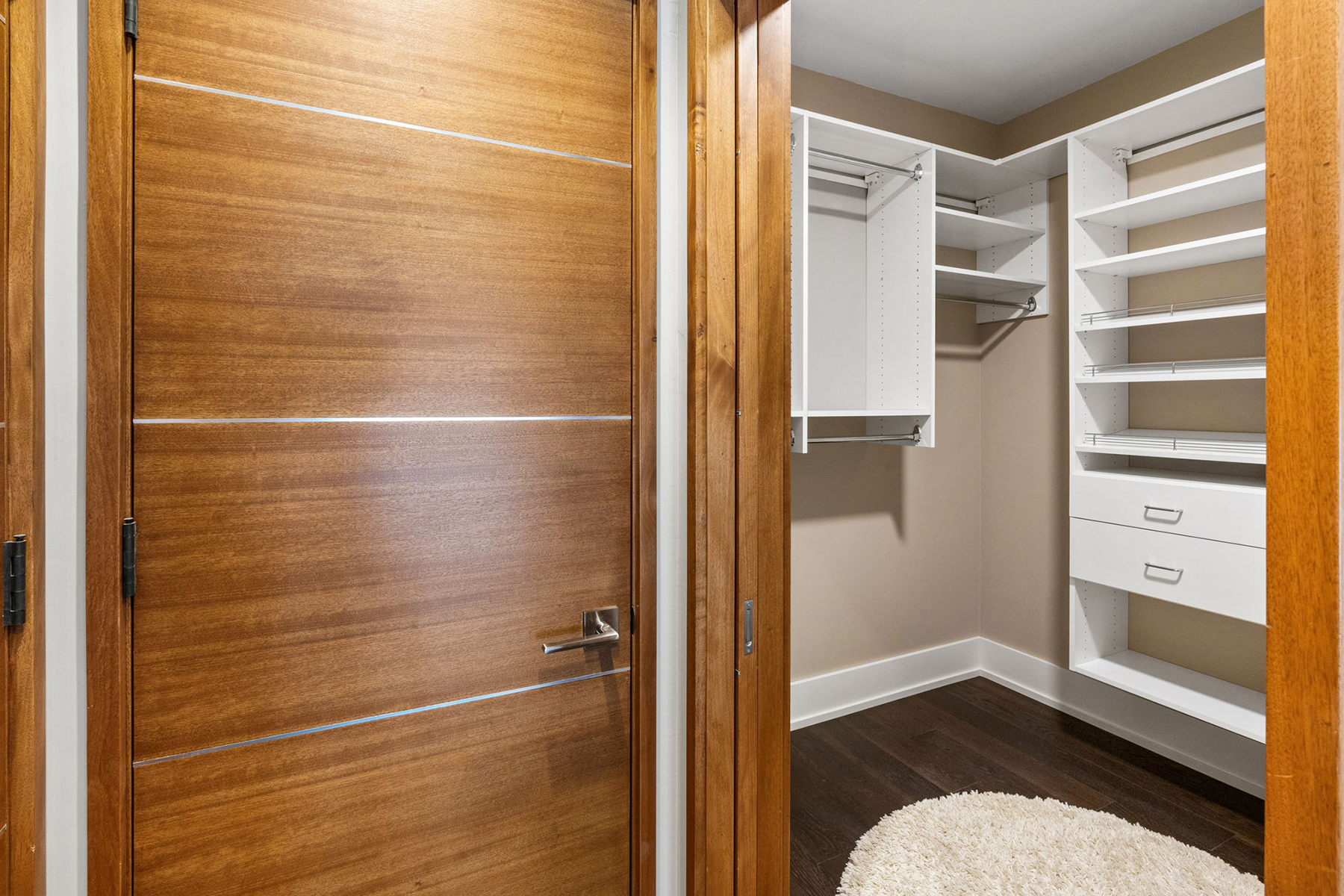 300 W Main Street , Q