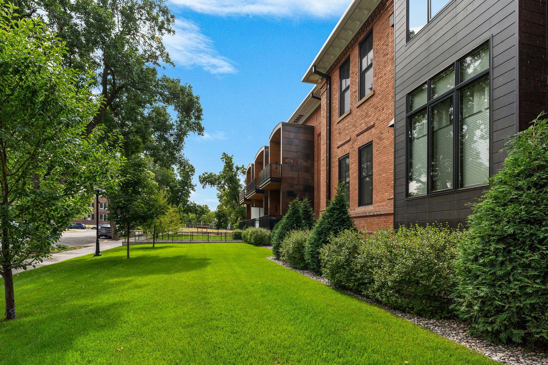 300 W Main Street , Q