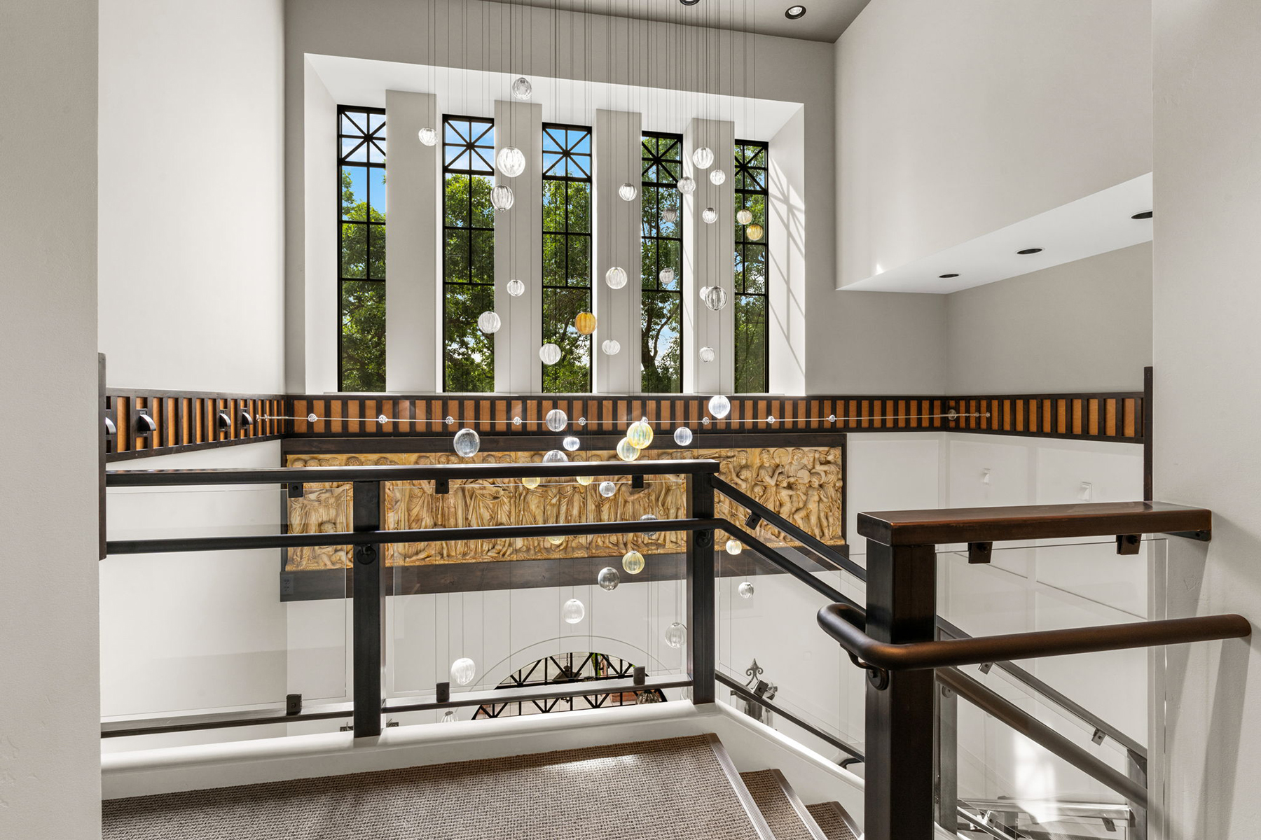 300 W Main Street , Q