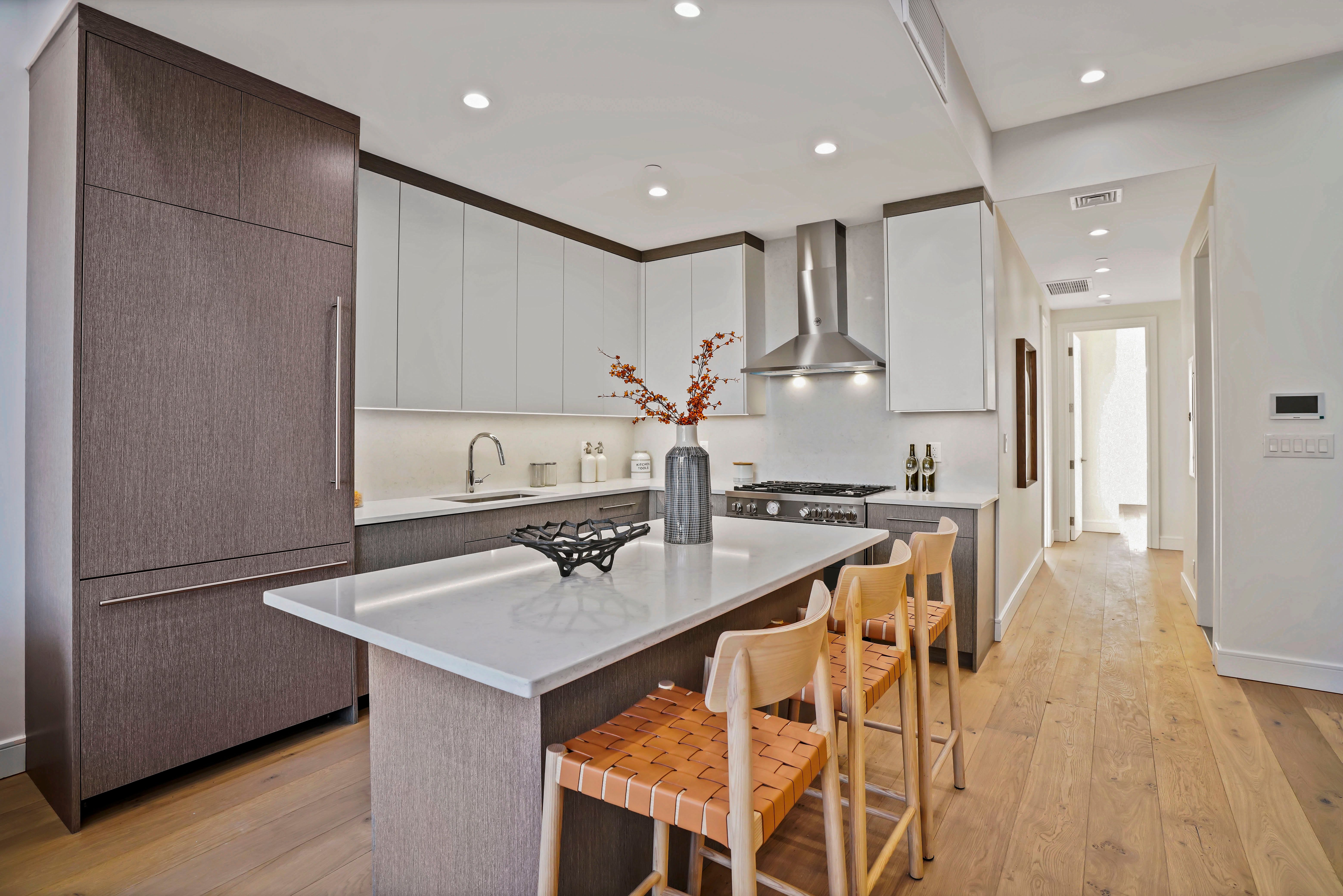 194 30th St. 2b 