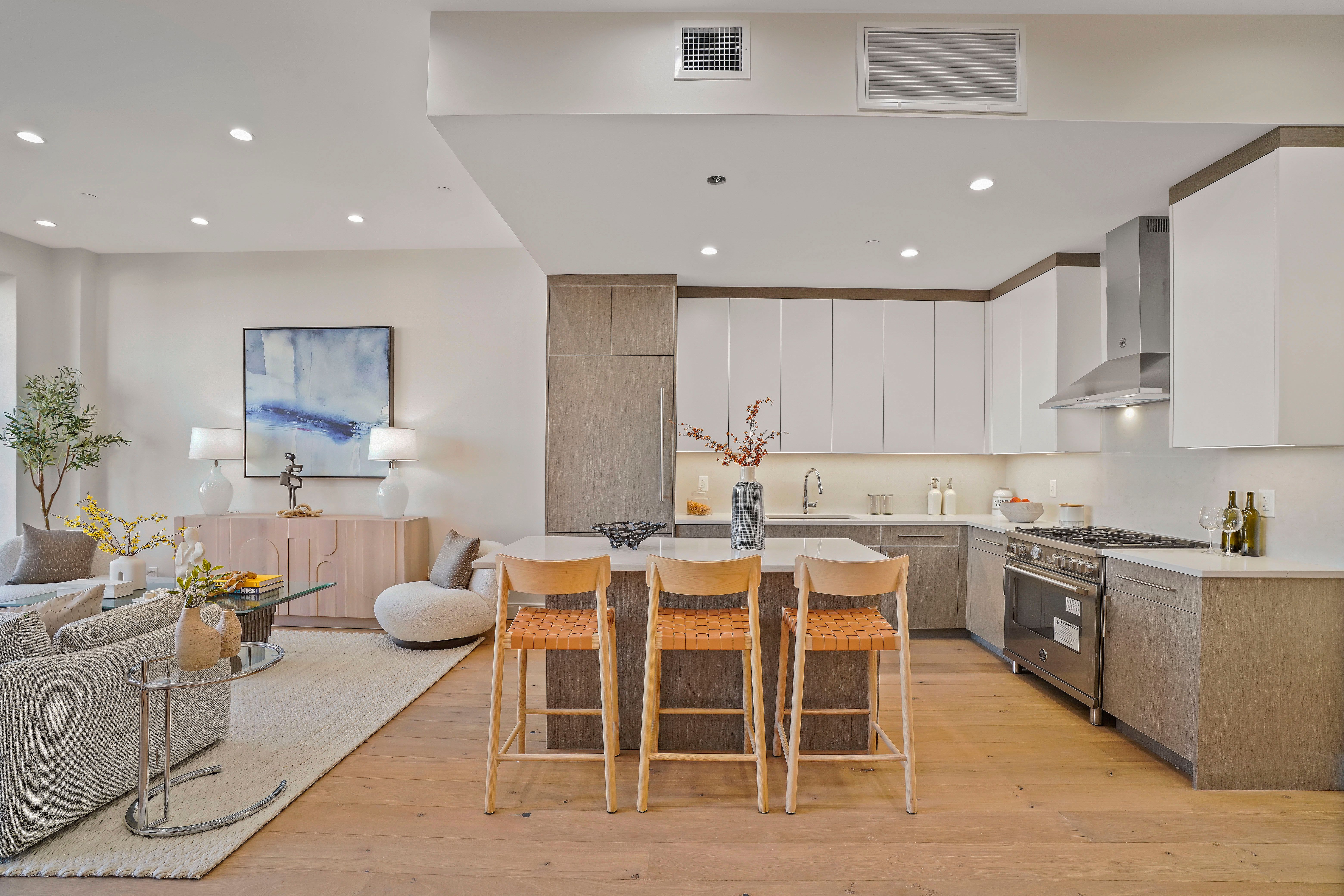 194 30th St. 2b 