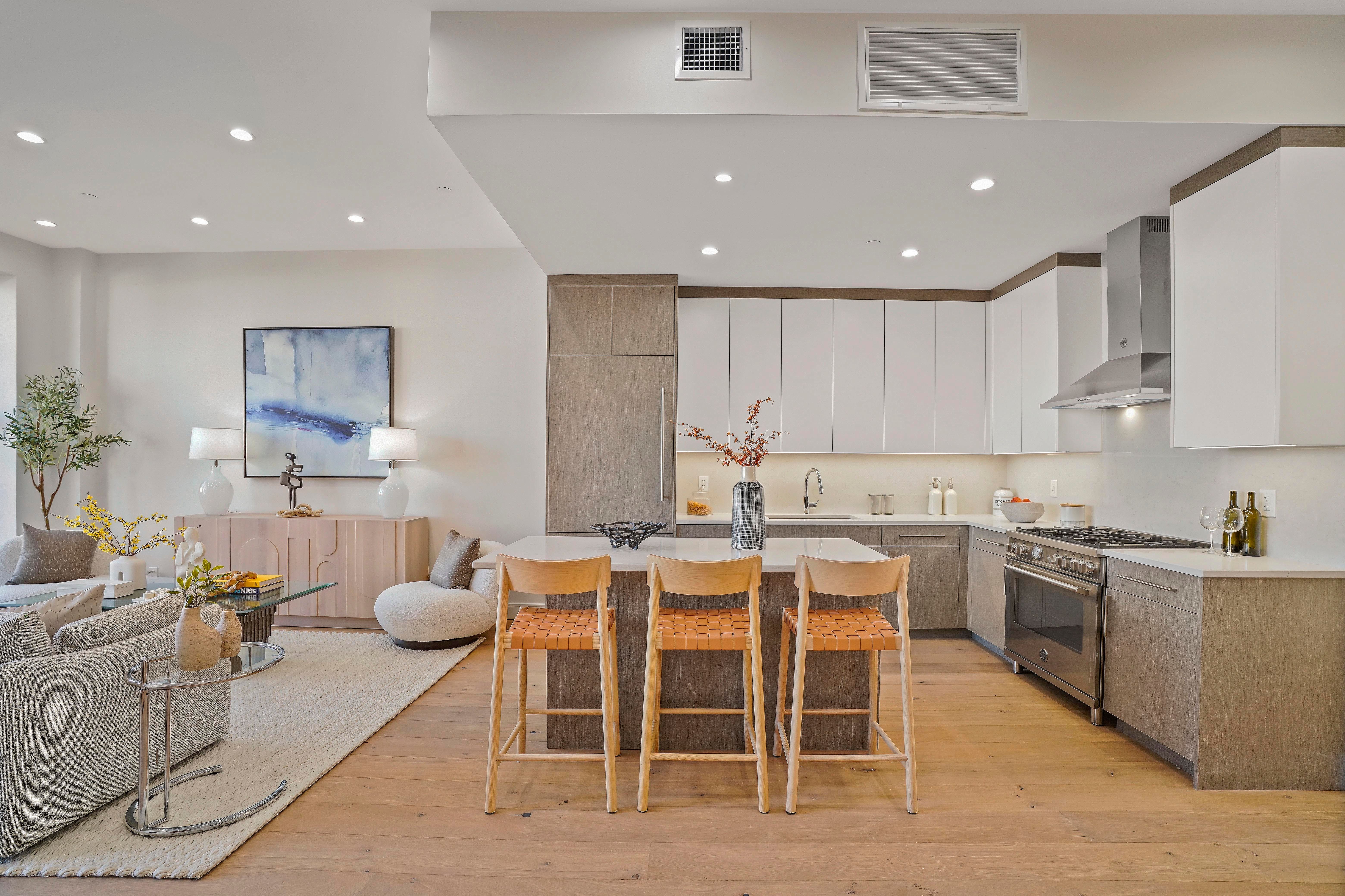 194 30th St. 2b 